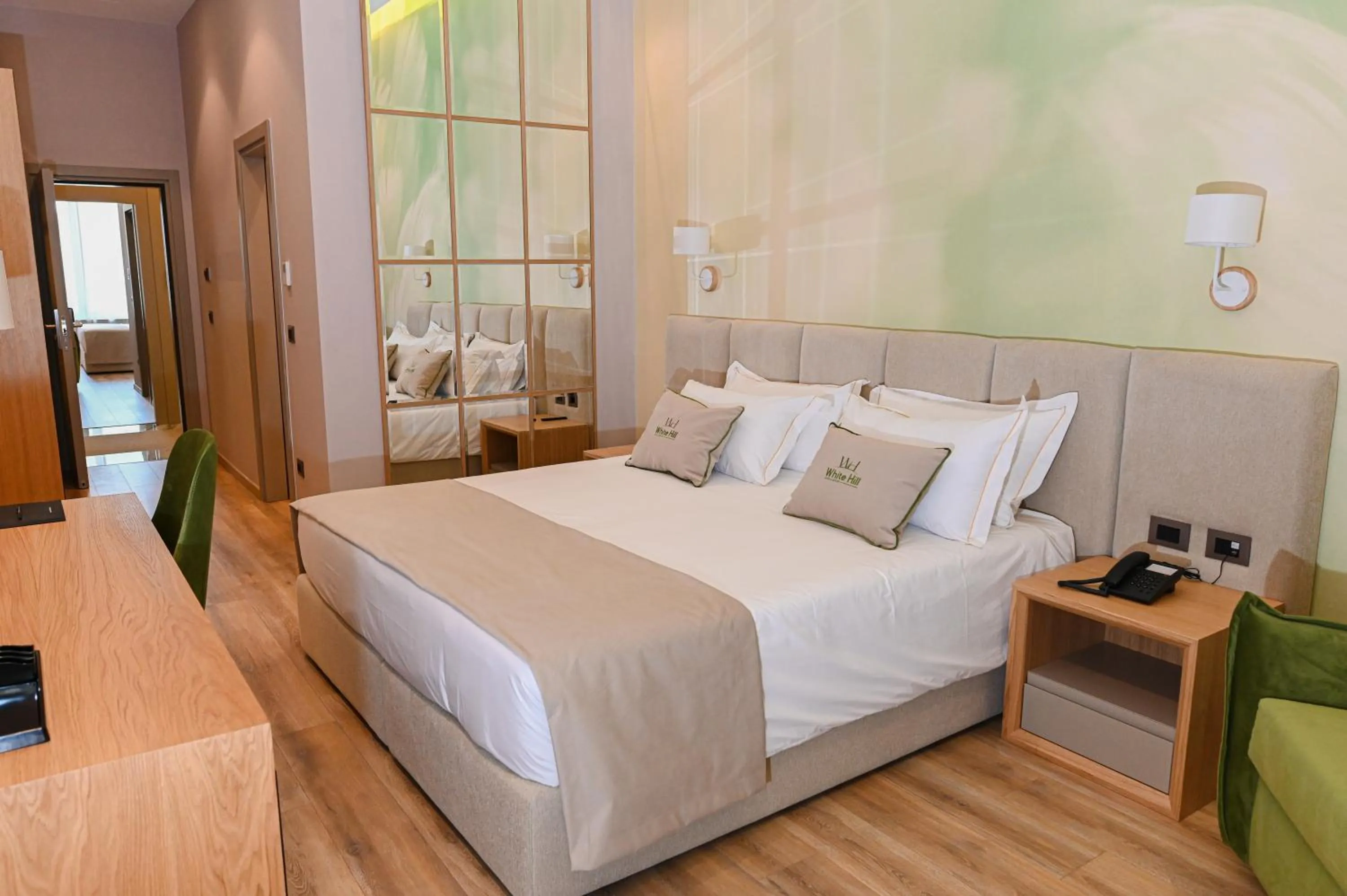 Photo of the whole room, Bed in White Hill Hotel, SPA & Conferences