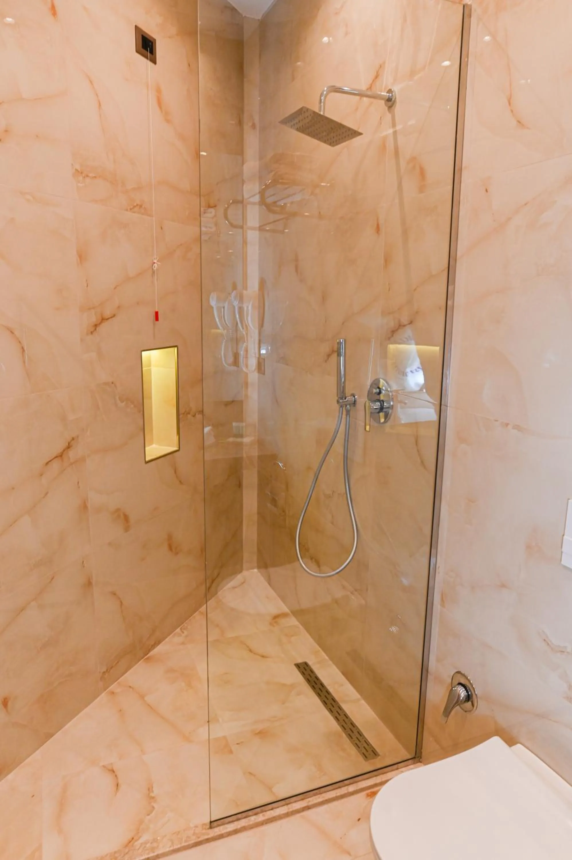 Deluxe Triple Room with Sea View in White Hill Hotel, SPA & Conferences