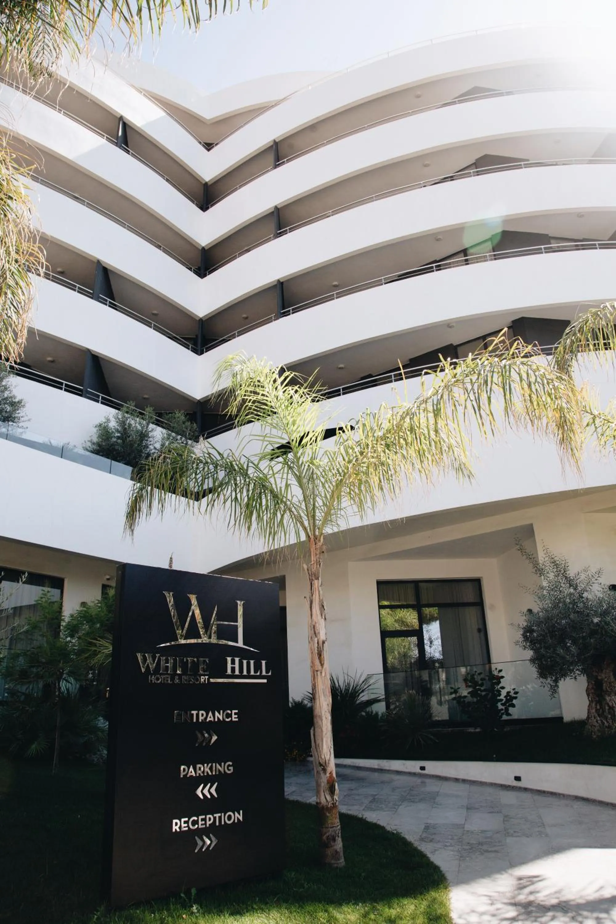 Facade/entrance in White Hill Hotel, SPA & Conferences