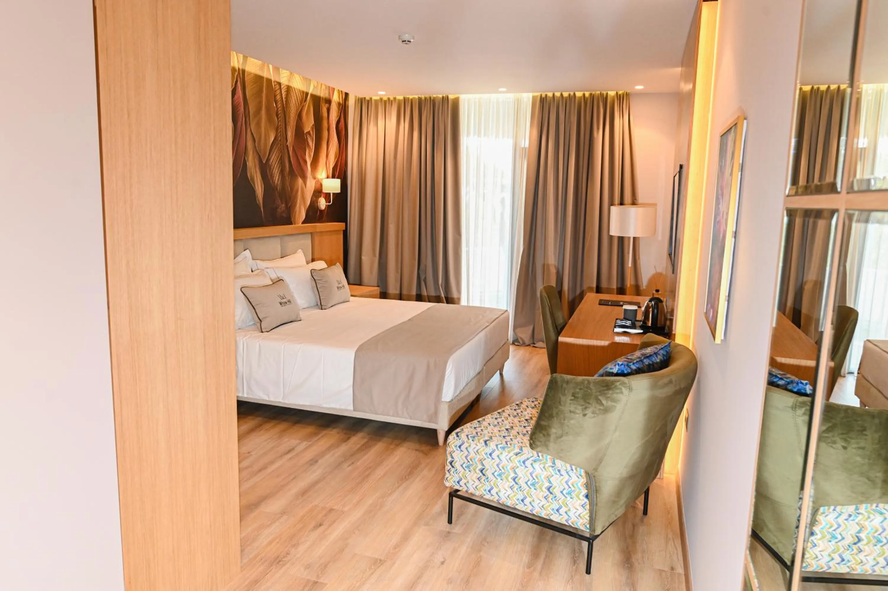 Photo of the whole room, Bed in White Hill Hotel, SPA & Conferences