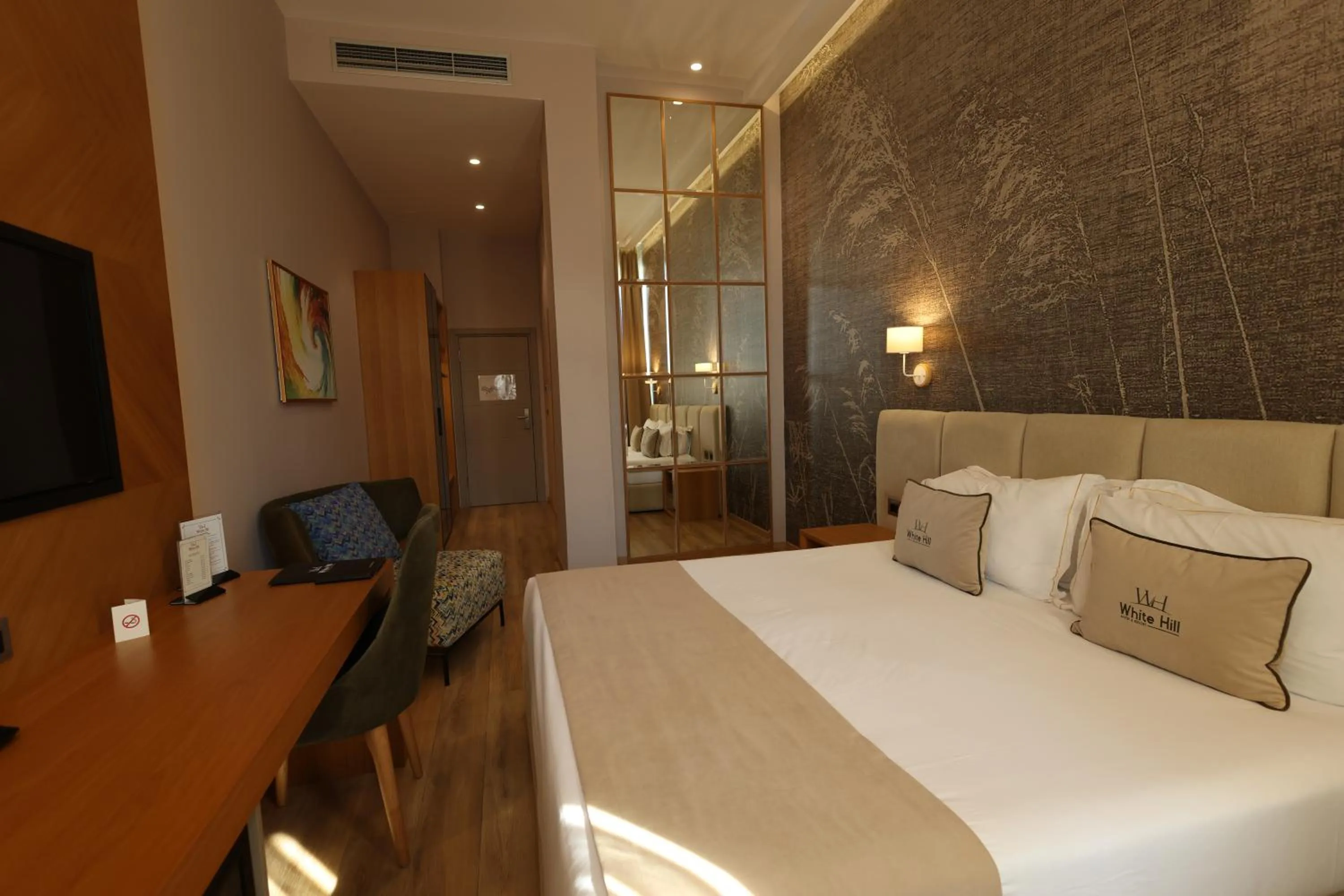 Bed in White Hill Hotel, SPA & Conferences