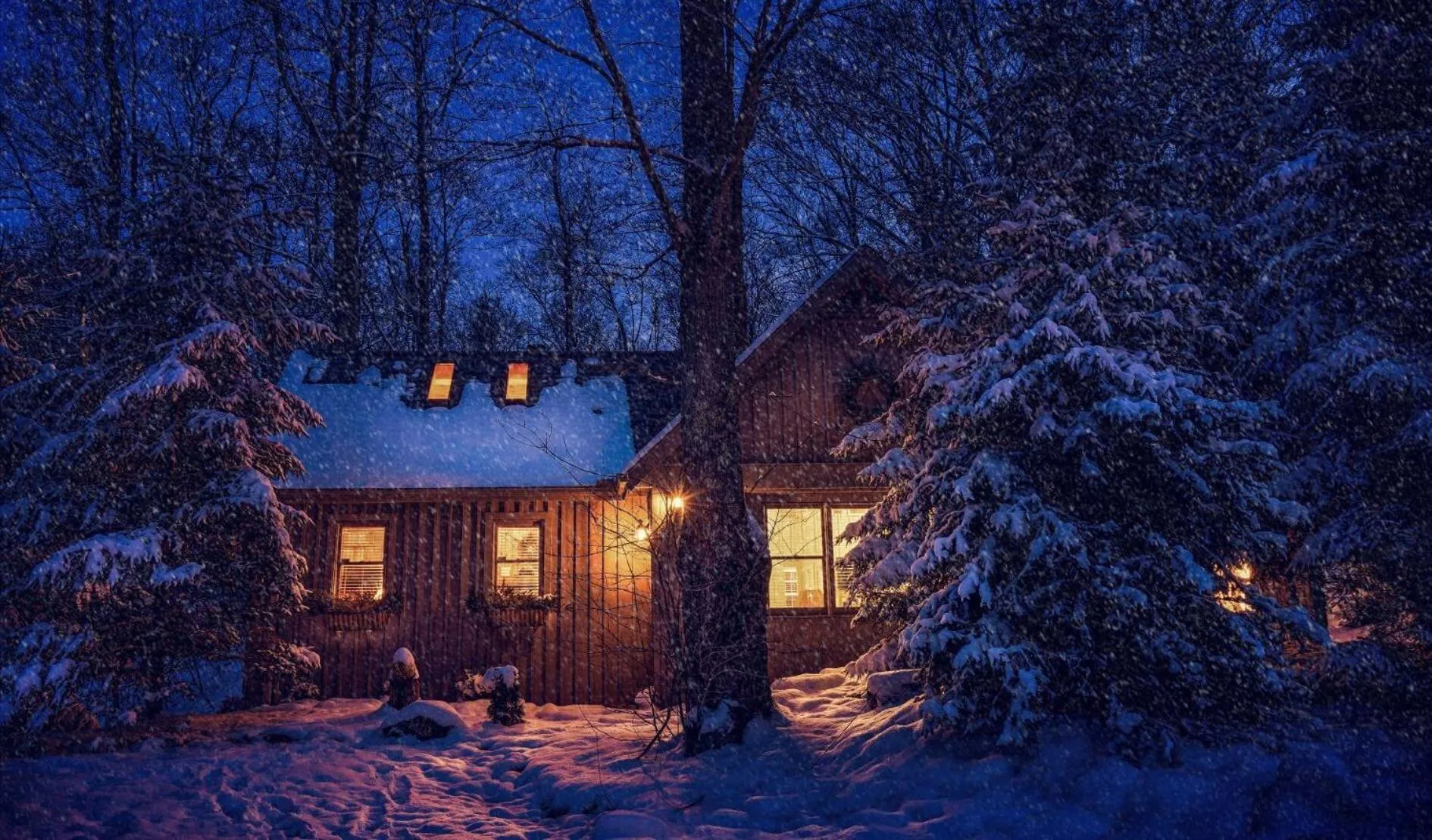 Night in Cherry Ridge Retreat Luxury Cabins