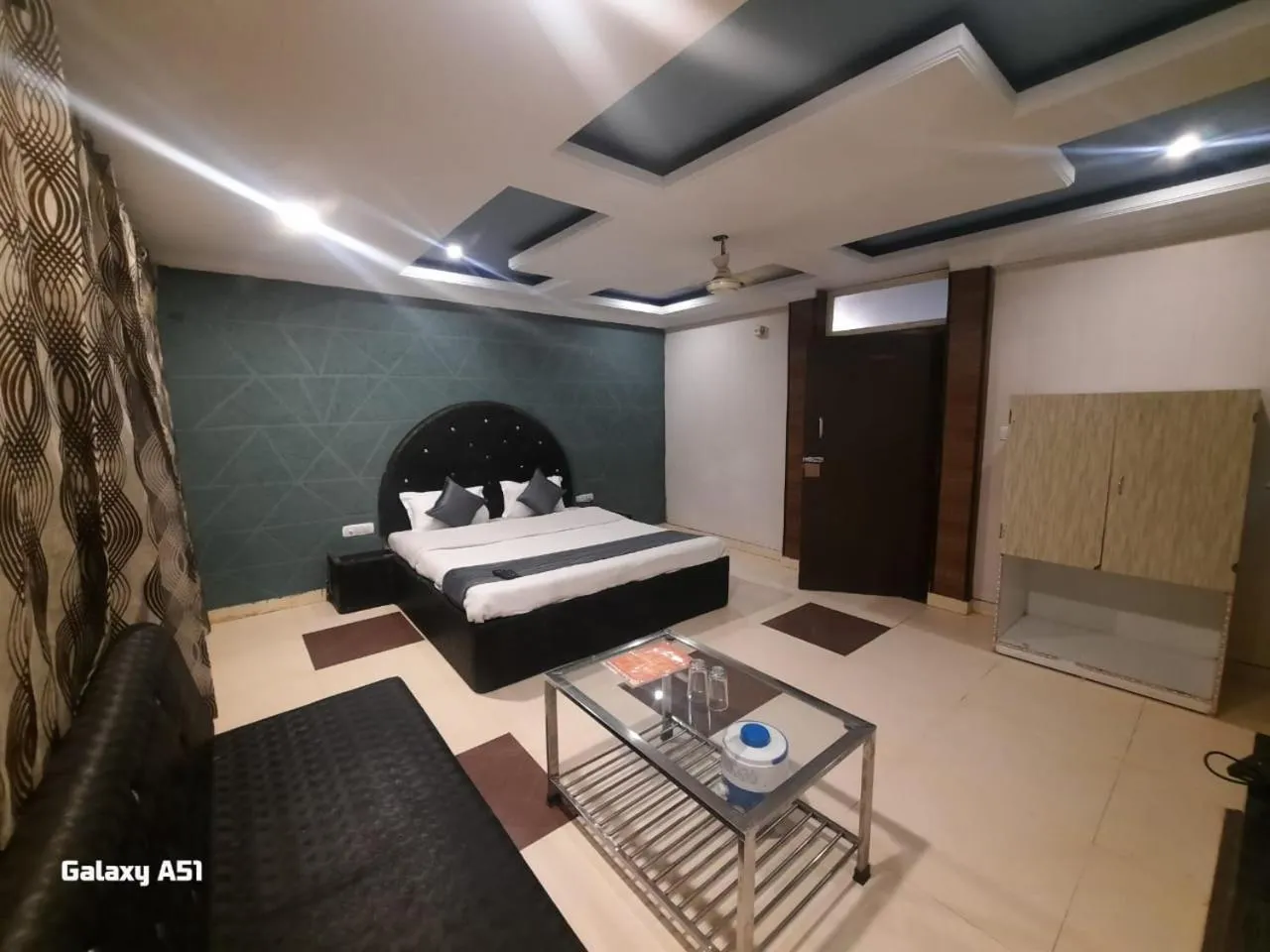 Bed in Hotel Rock View