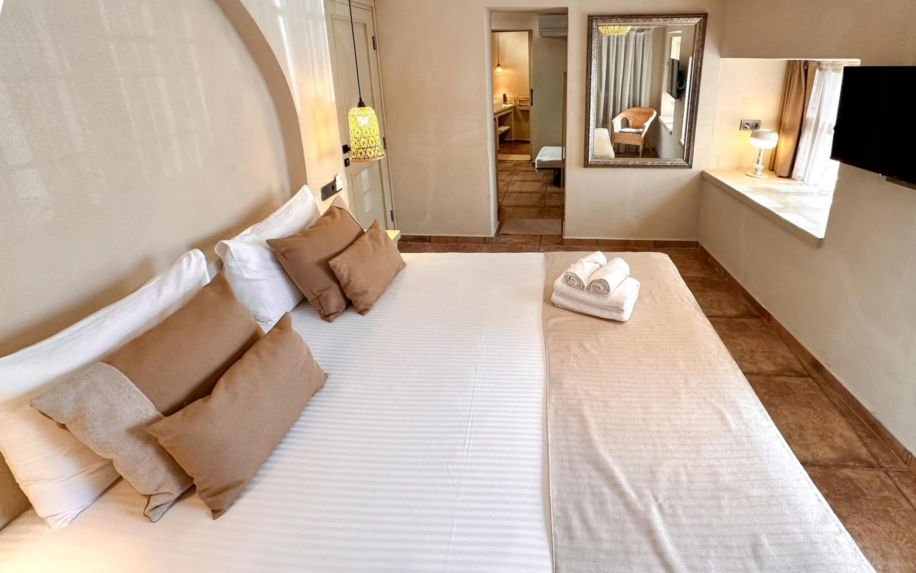 TV and multimedia, Bed in The Easy Rooms Terrace