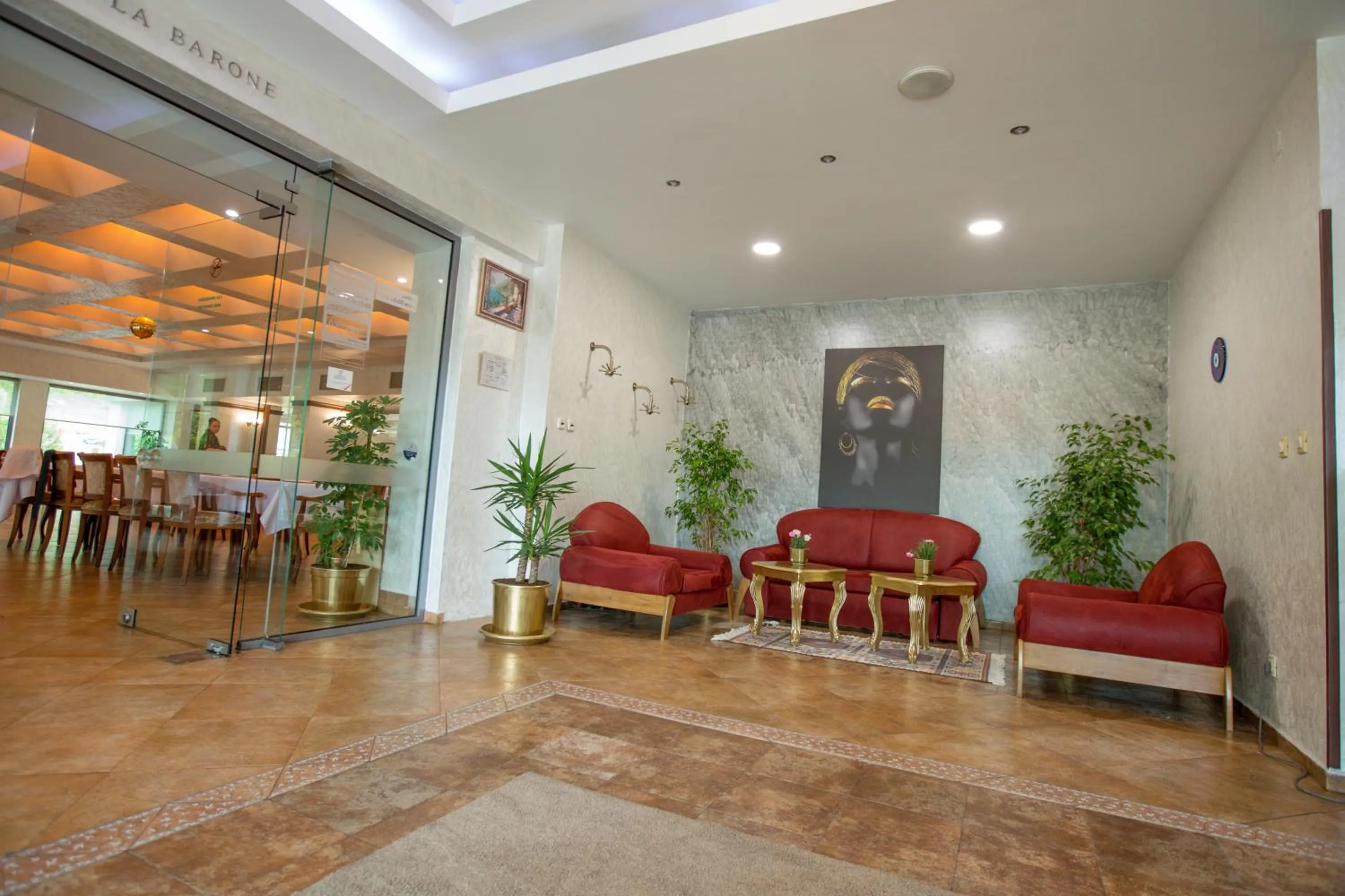 Living room in Terra Europe Brontes Hotel