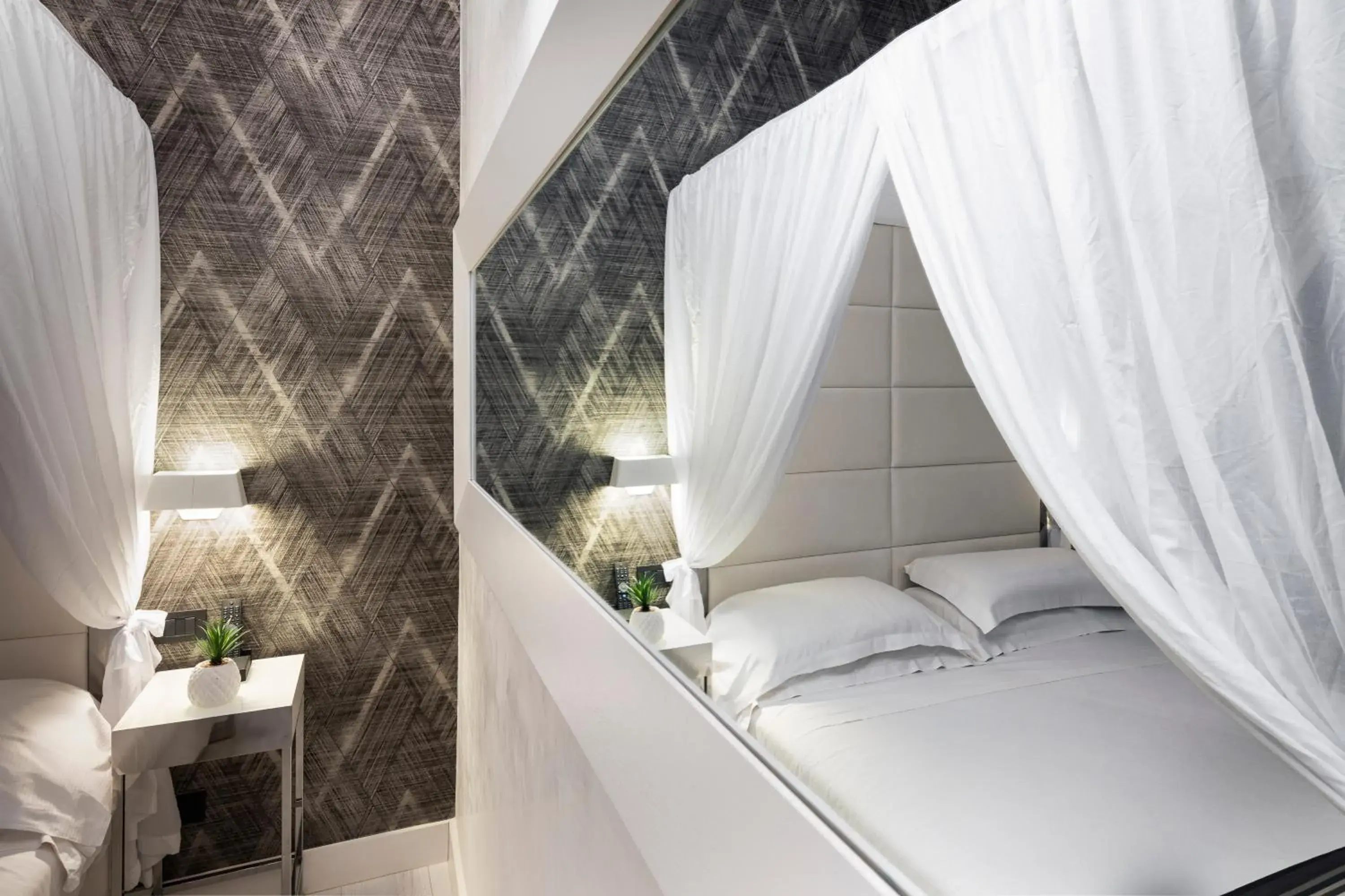 Superior Suite with Spa Access in LHP Hotel River & SPA Superior Suite with Spa Access in LHP Hotel River & SPA