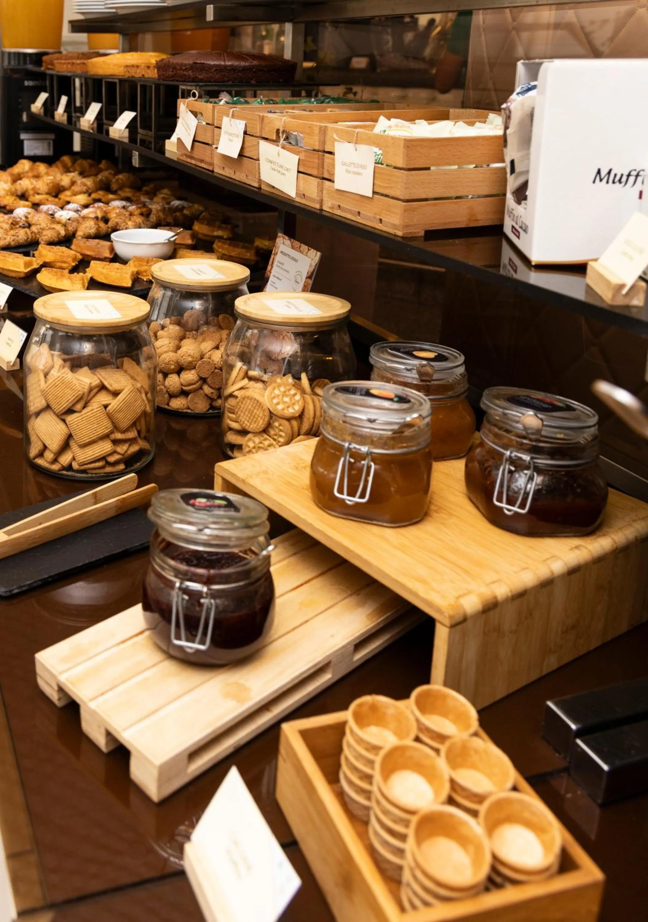 Buffet breakfast in Best Western Air Hotel Linate