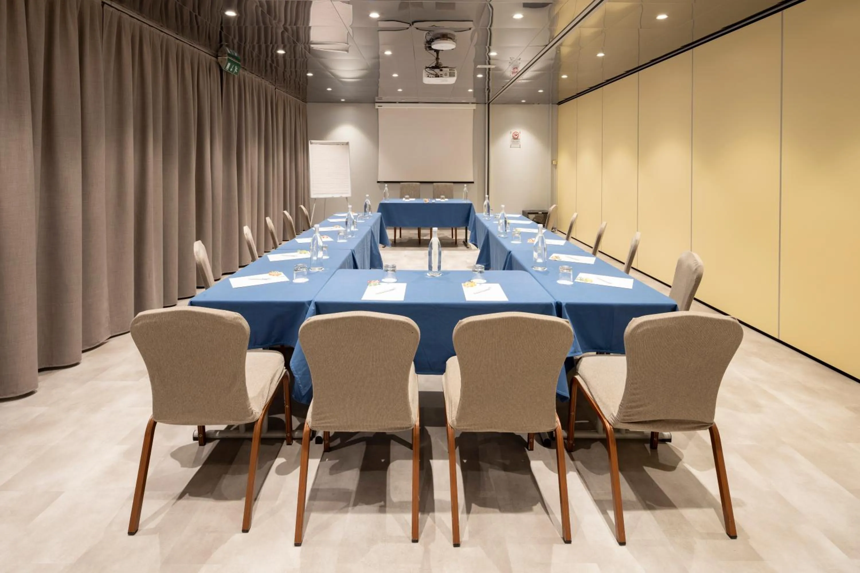 Meeting/conference room in Best Western Air Hotel Linate