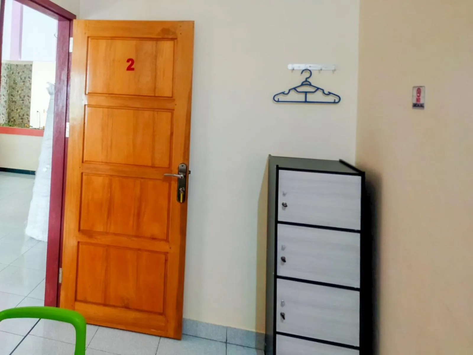 RedDoorz @ Makarios Hotel Poso