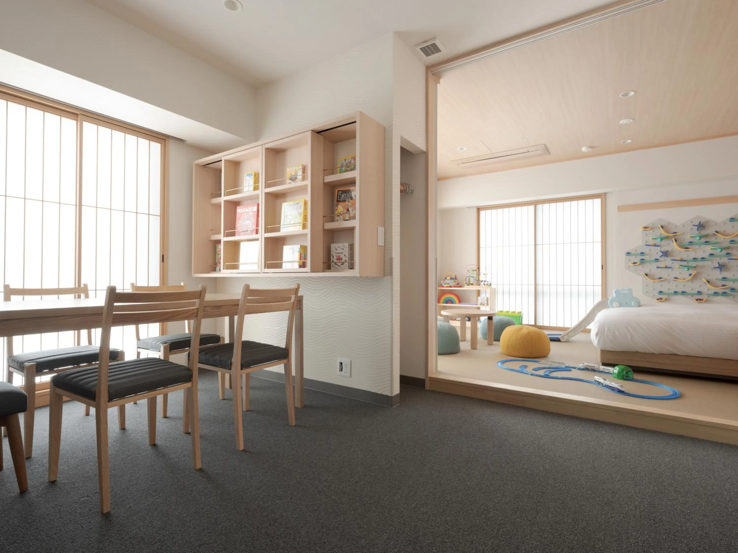 Bed in MIMARU Osaka Namba Station