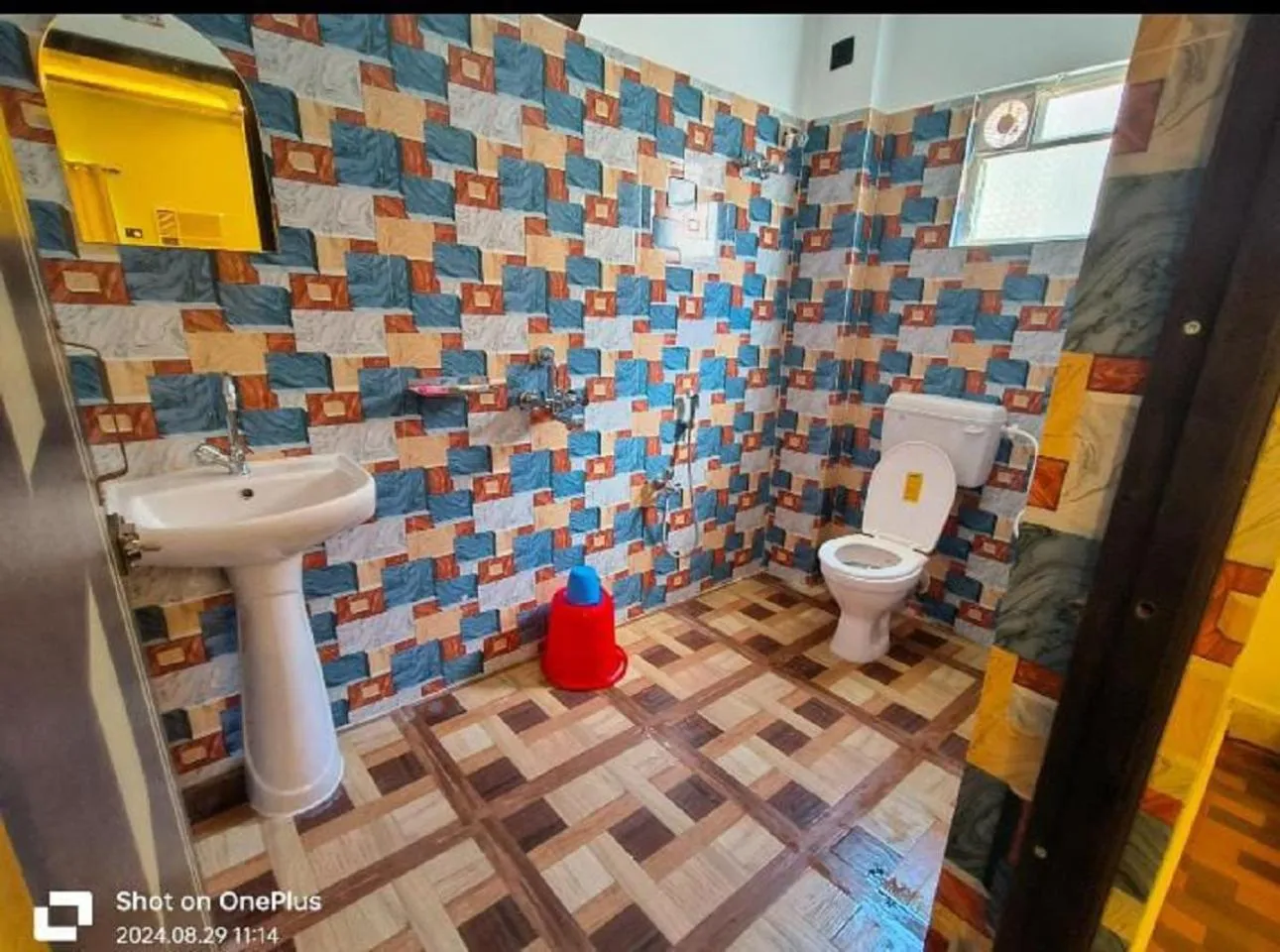 Shower in ICONIC Hotel Digha