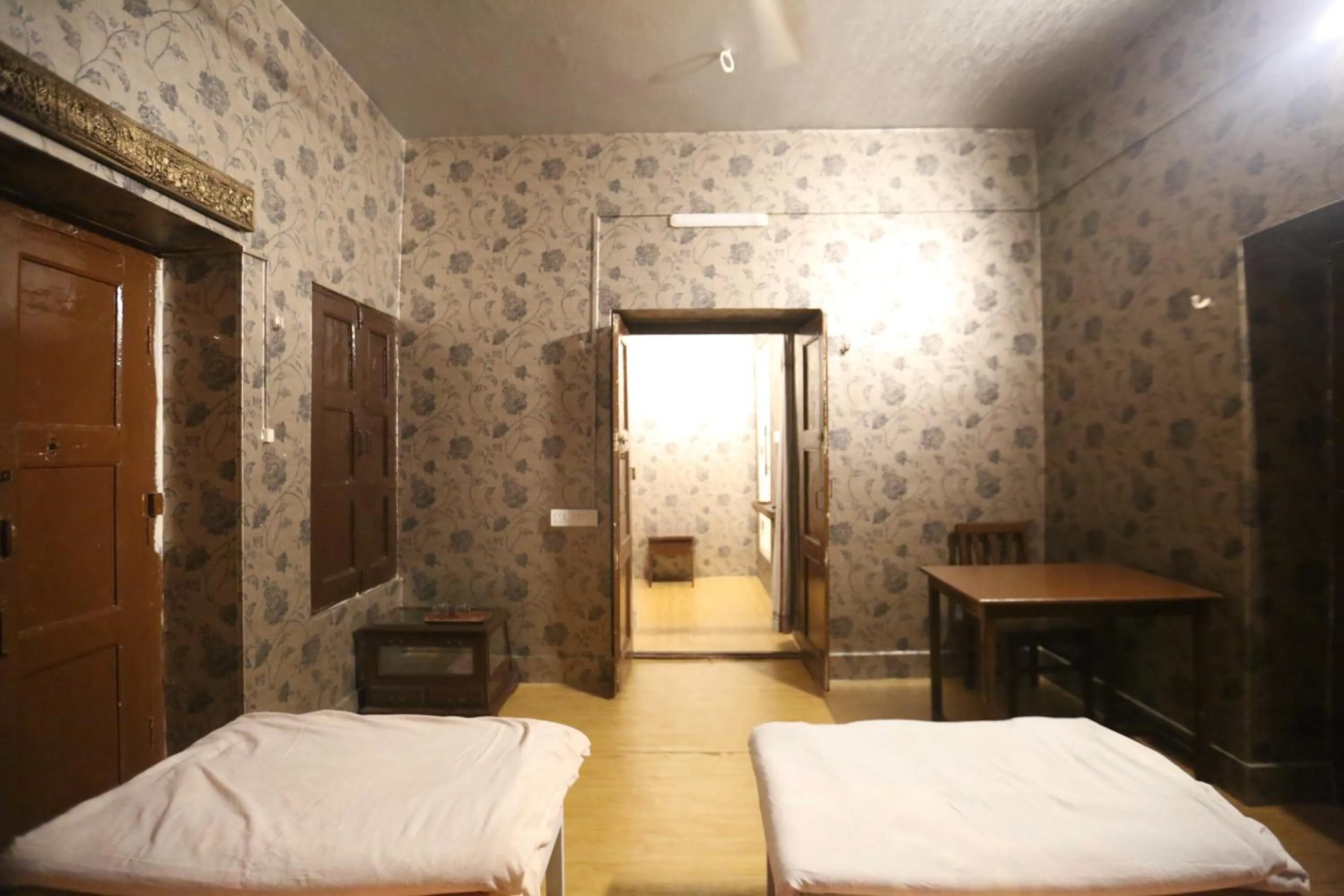 Bed in Vedic Dham Ganga