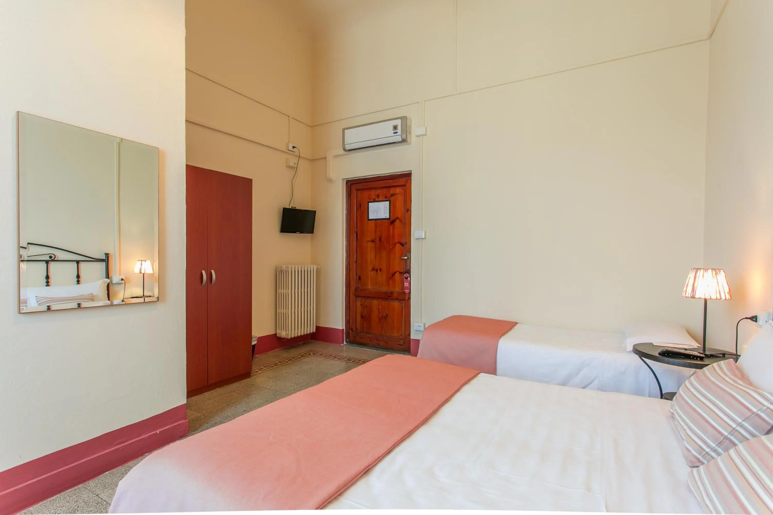 Photo of the whole room, Bed in Hotel d'Azeglio Firenze