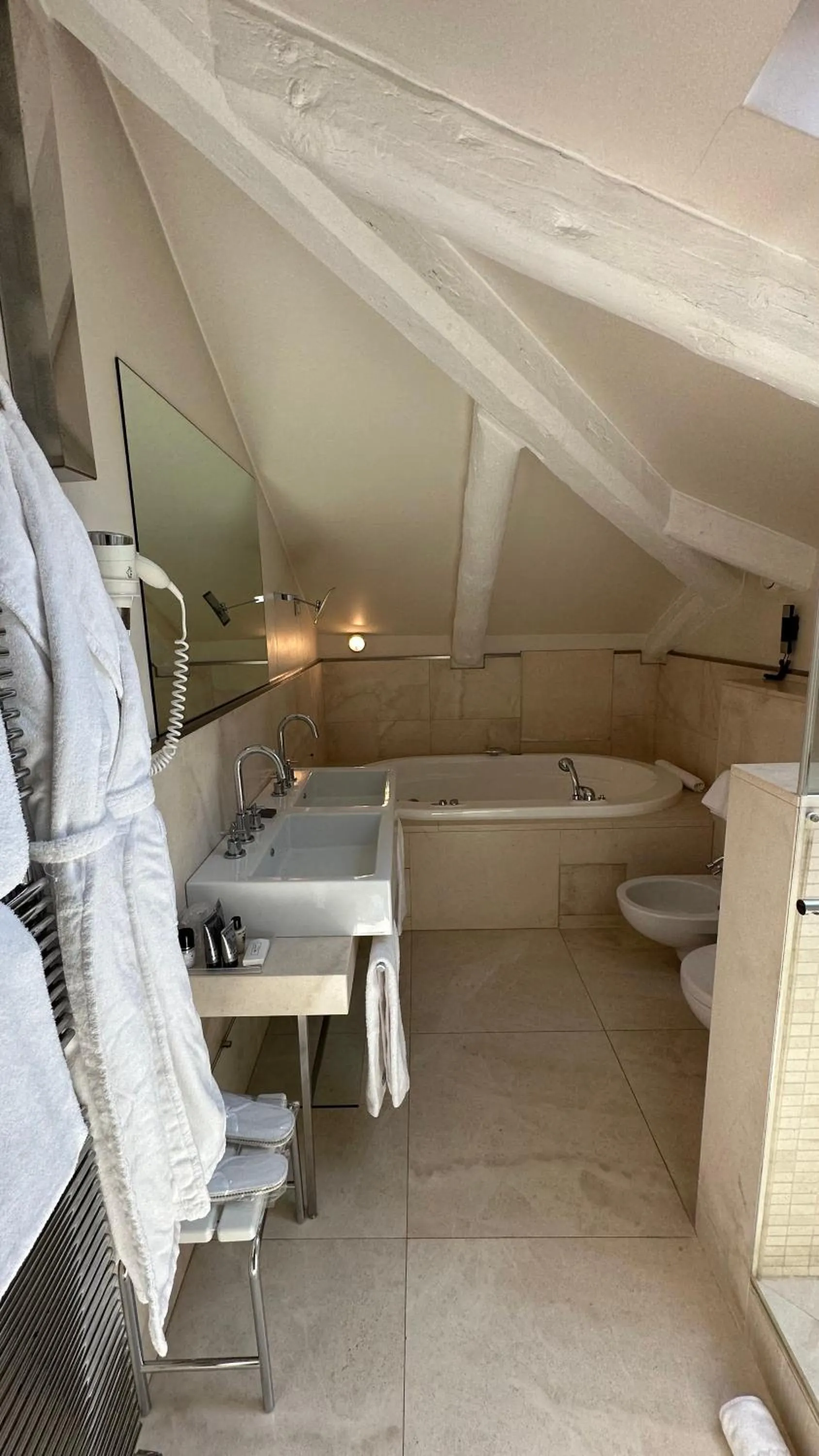 Bathroom, Bed in Ca' Nigra Lagoon Resort