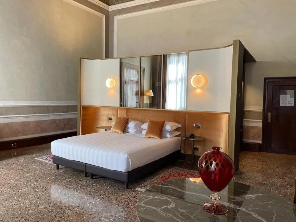 Bed in Ca' Vendramin Zago