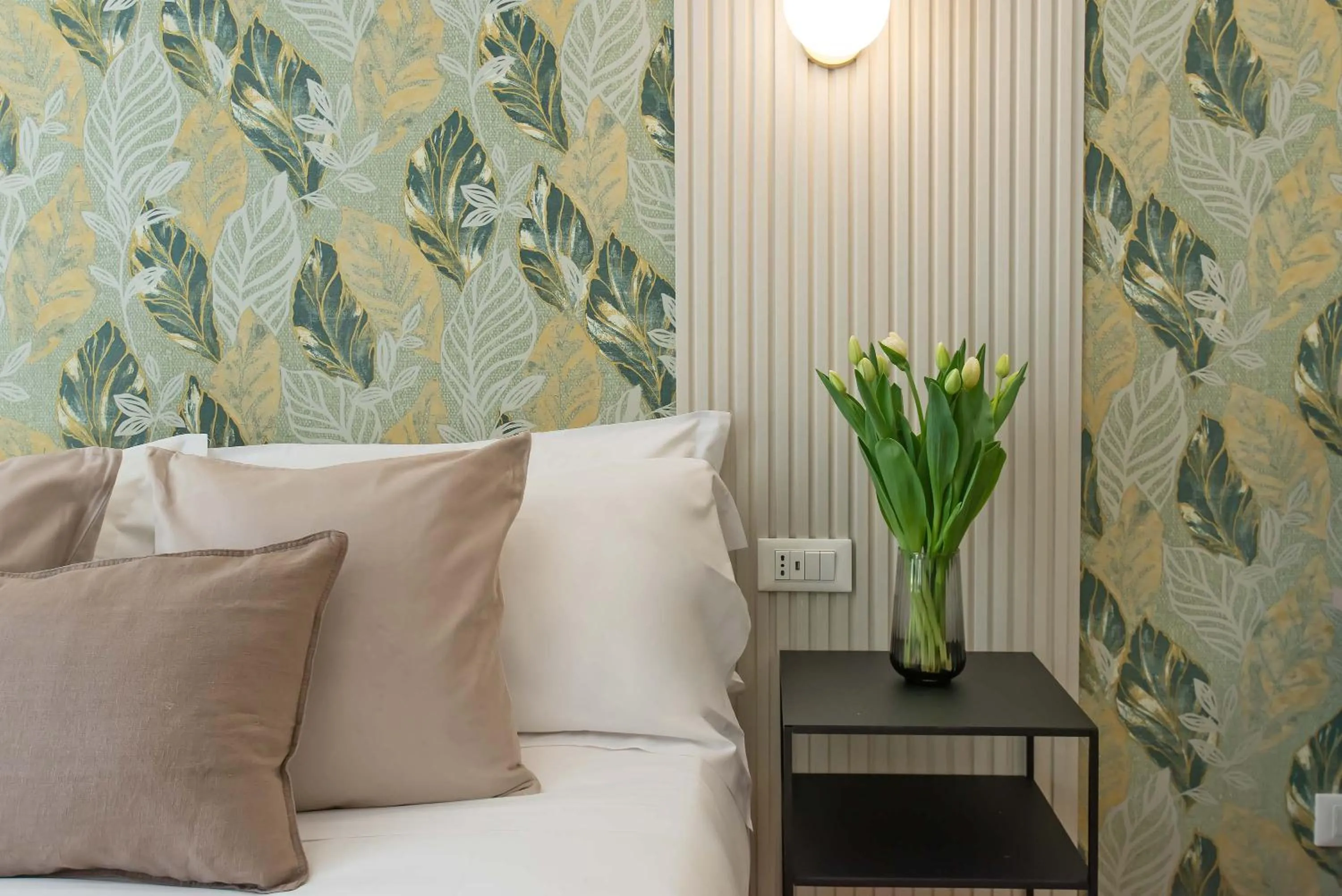 Decorative detail in 94Rooms Vatican Guest House- Scipioni