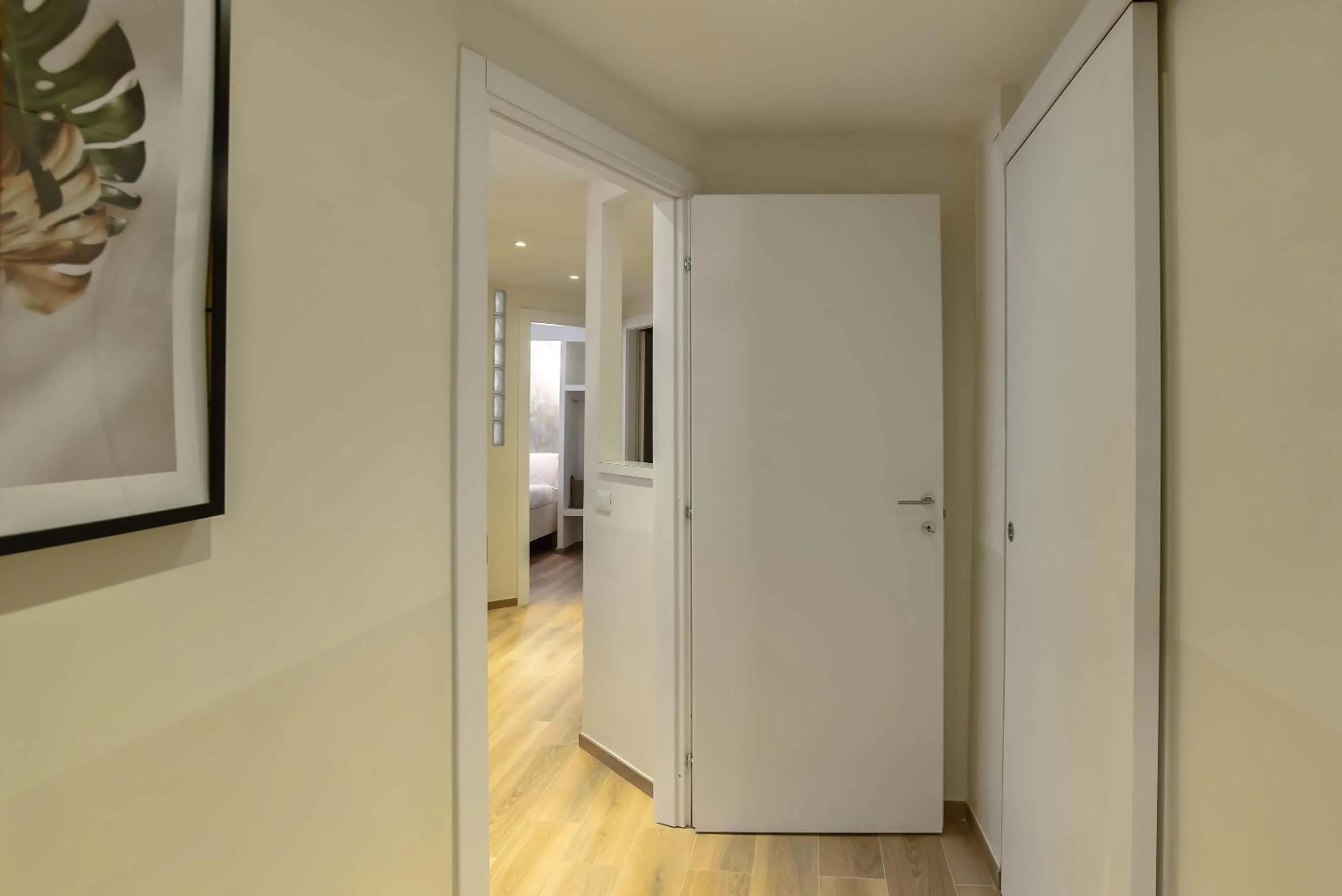 Decorative detail in 94Rooms Vatican Guest House- Scipioni