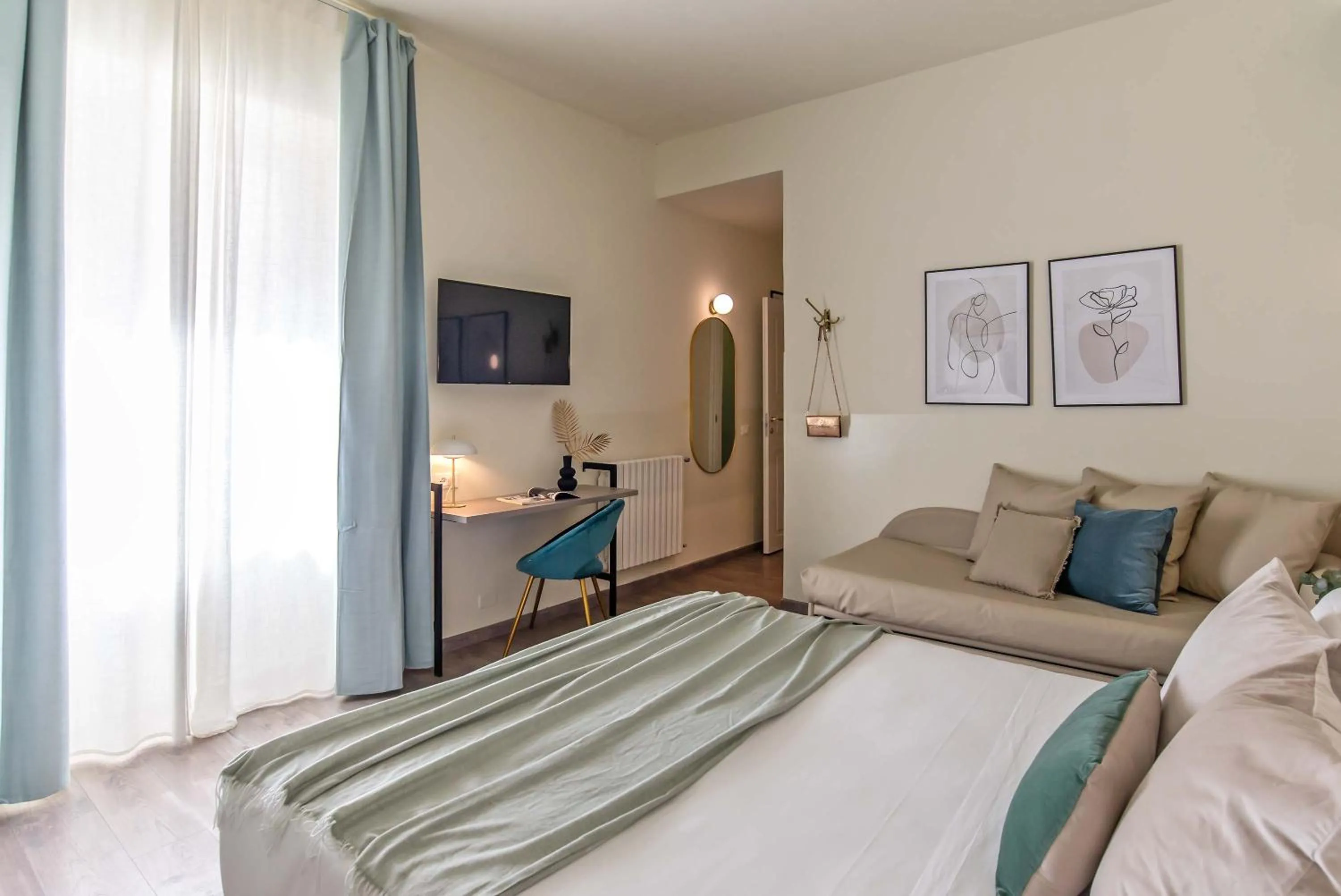 Photo of the whole room, Bed in 94Rooms Vatican Guest House- Scipioni