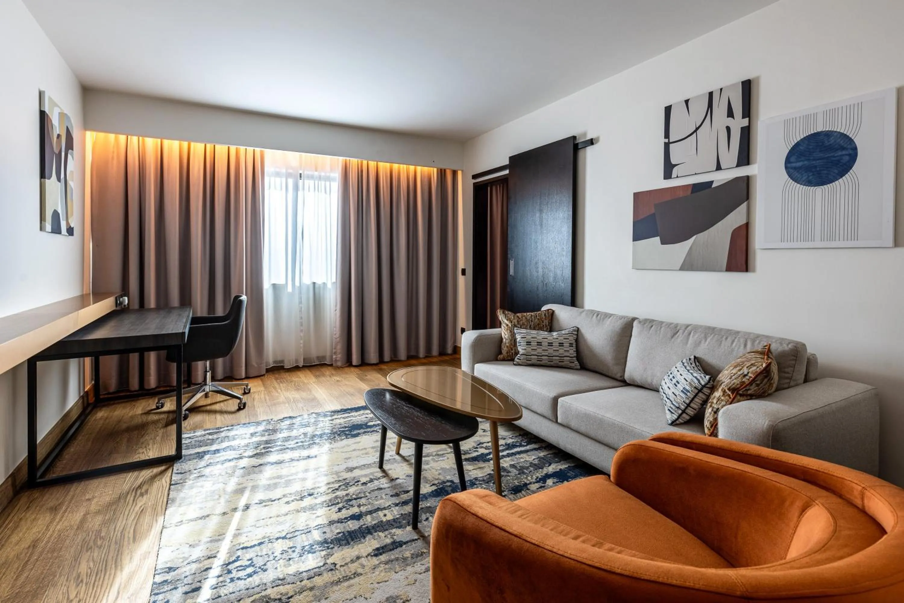 Photo of the whole room in Crowne Plaza Belgrade by IHG