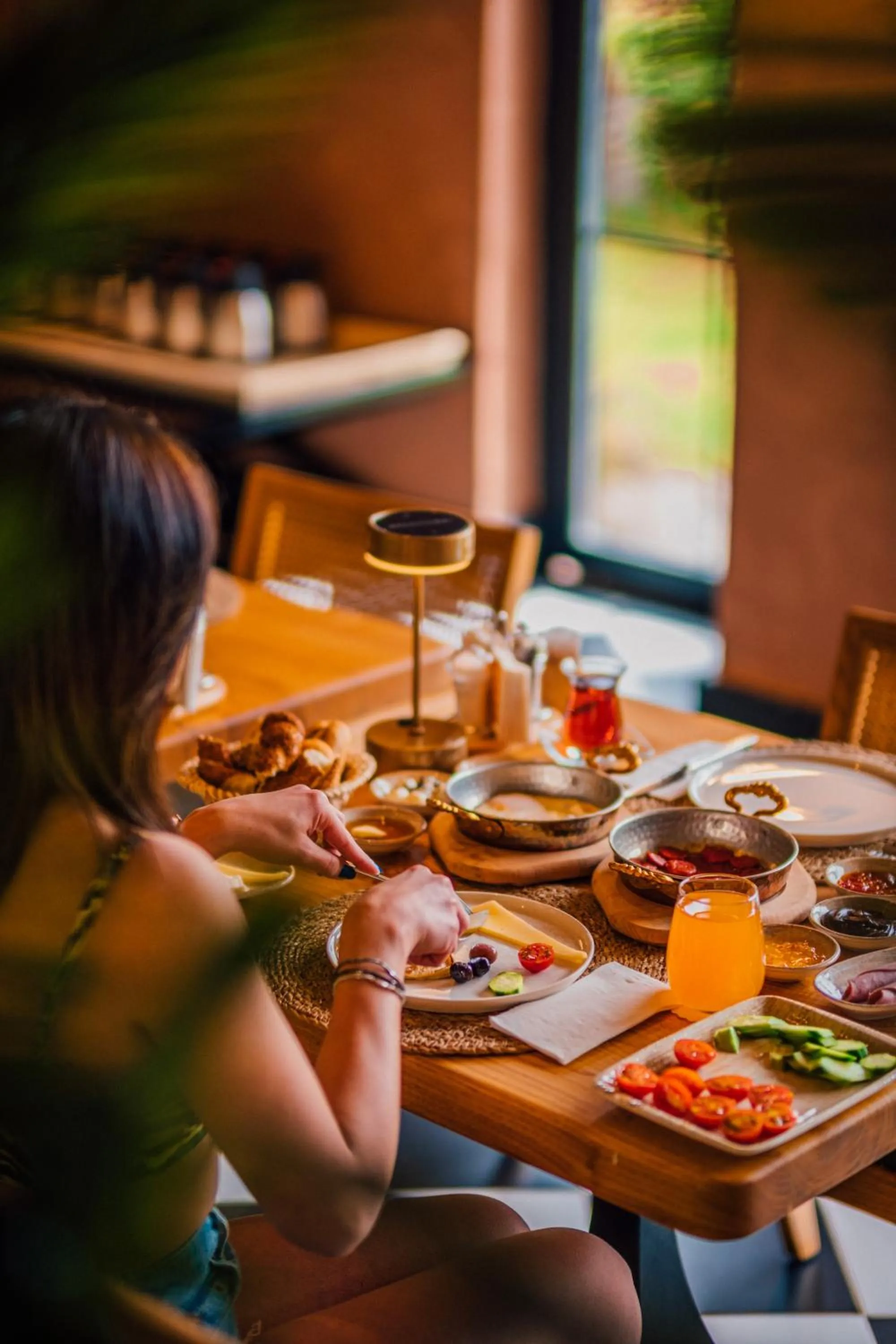 Breakfast in The Remote Hotel