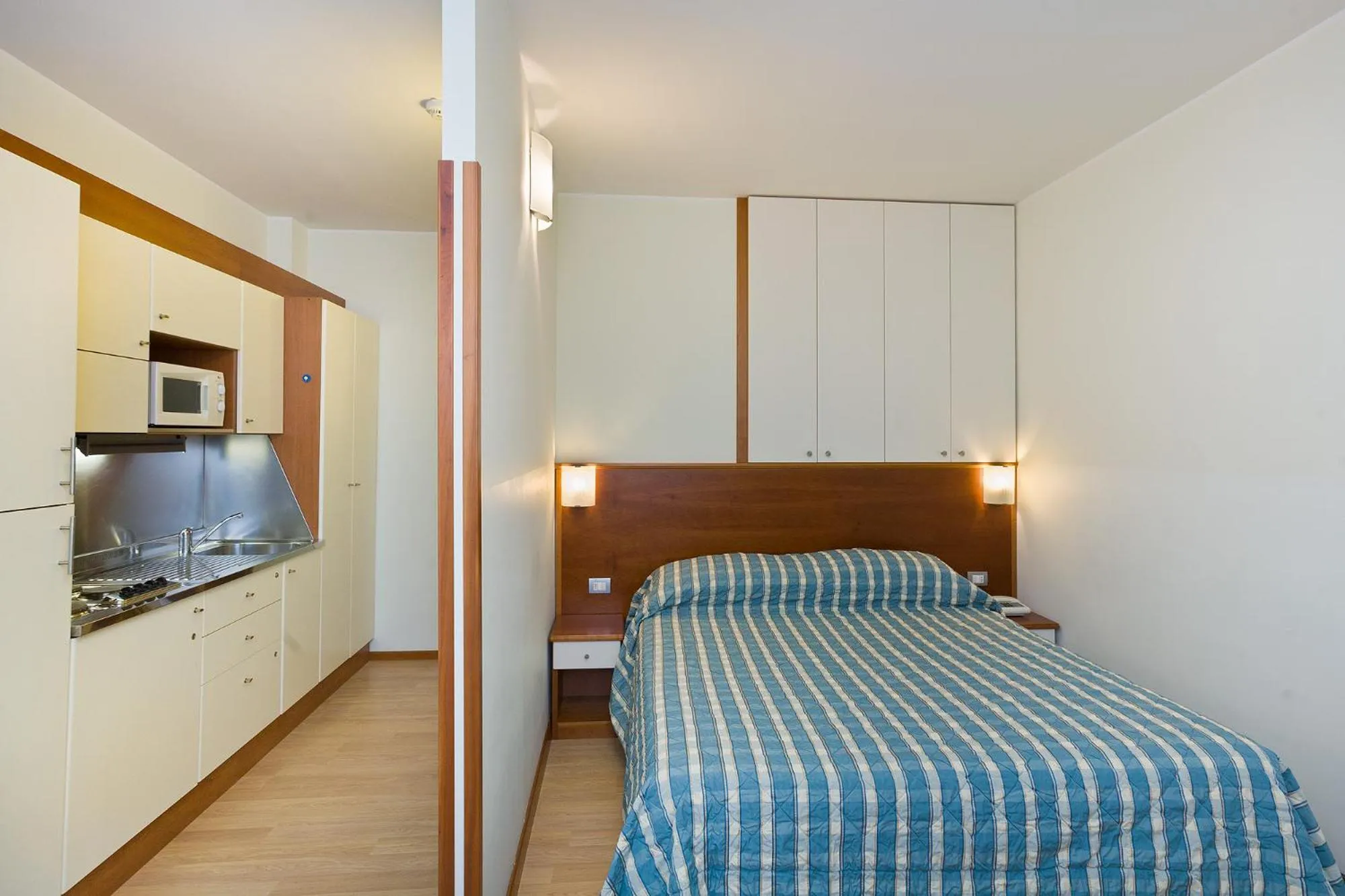 Bed in Residence Dei Due Porti