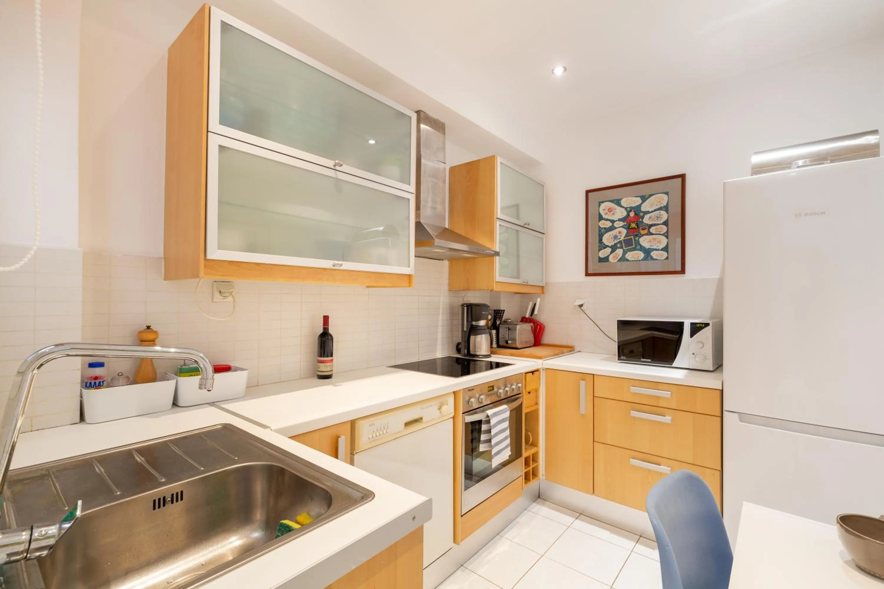 Kitchen or kitchenette in Vibrant in Pangrati by Athenian Homes