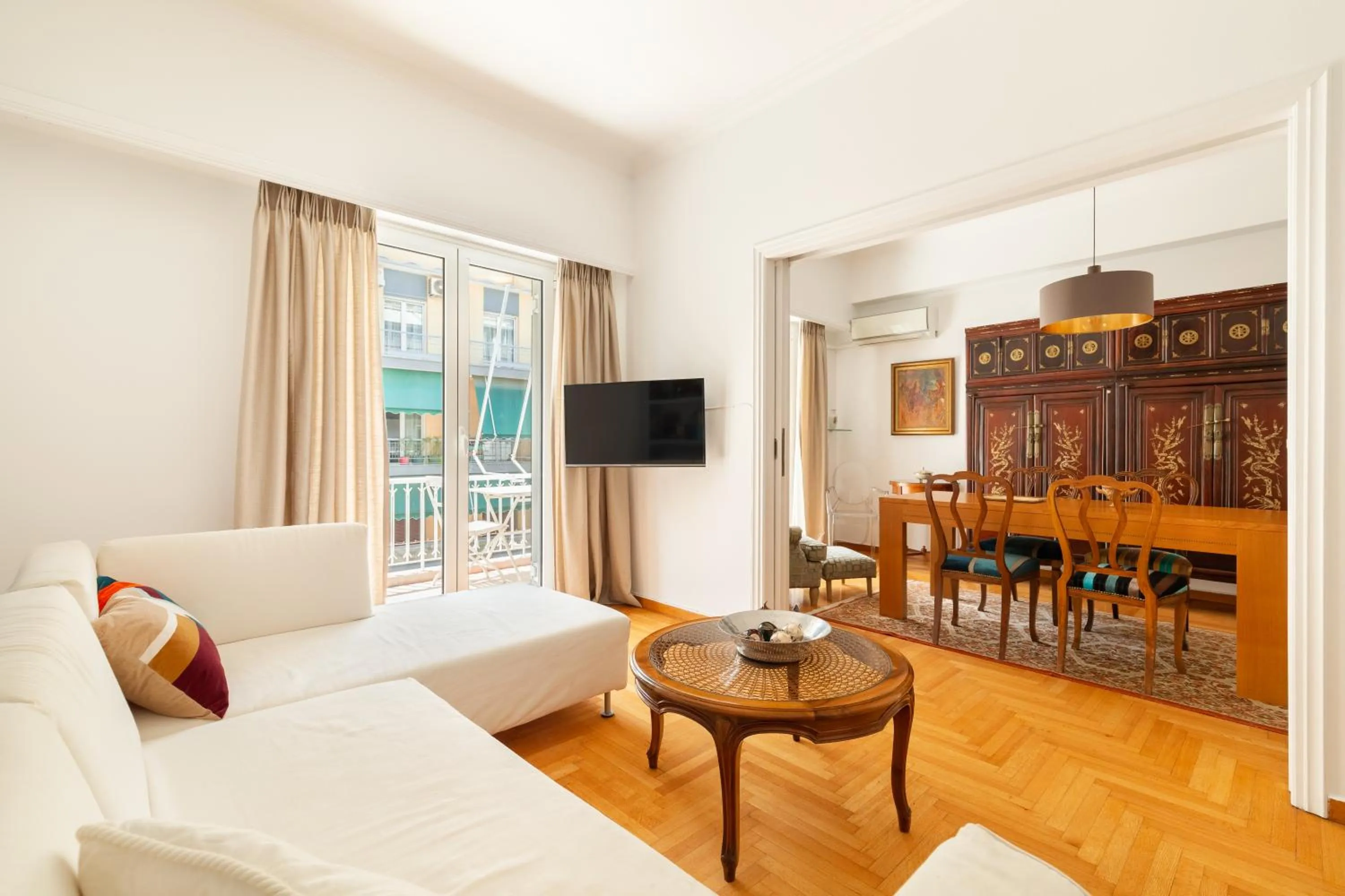 TV and multimedia in Vibrant in Pangrati by Athenian Homes