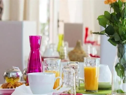 Dining area in Chambre d'Hôtes Villa Ambrosia et Spa