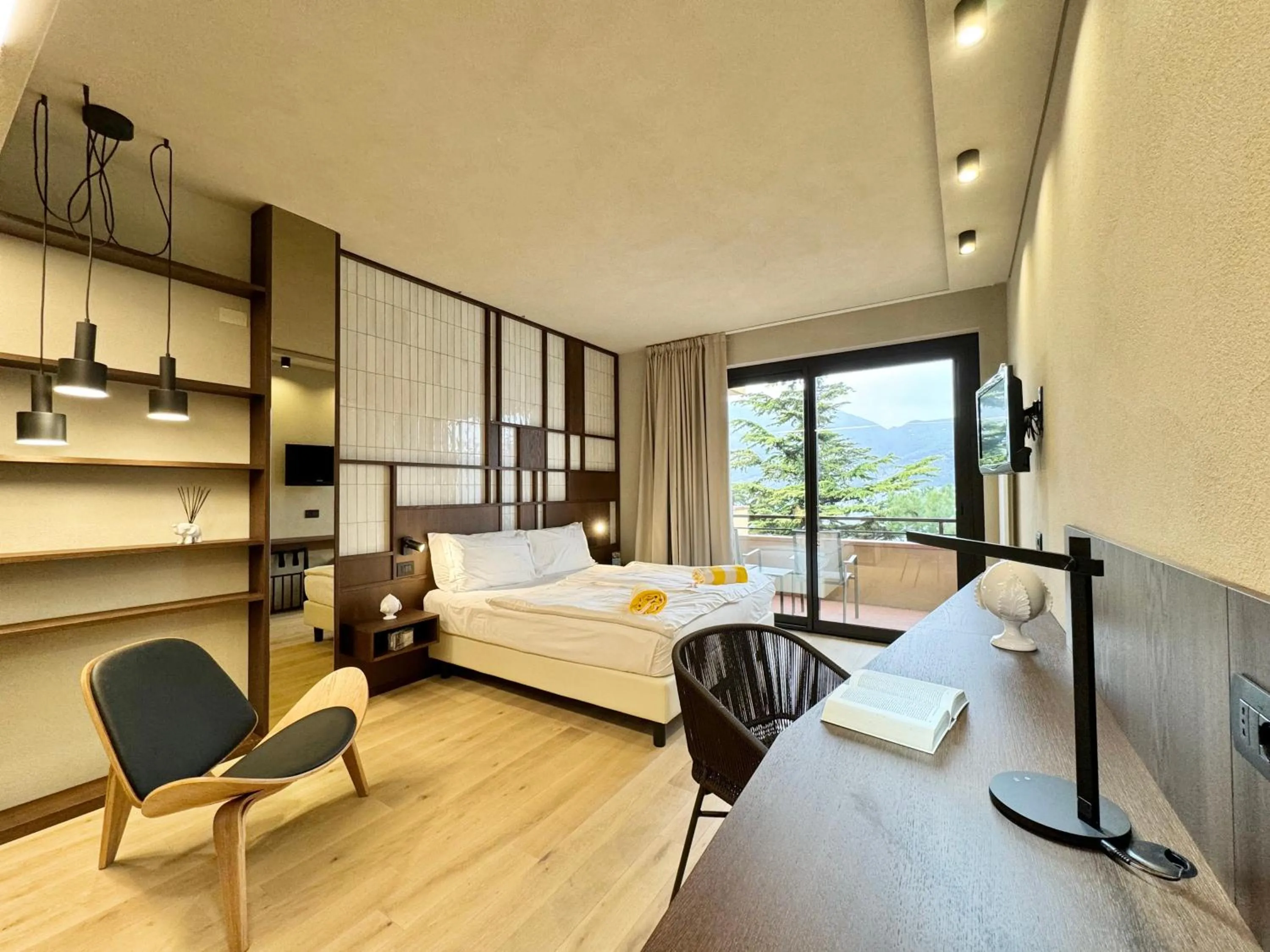 Bedroom, Bed in Hotel Du Lac - Relax Attitude Hotel