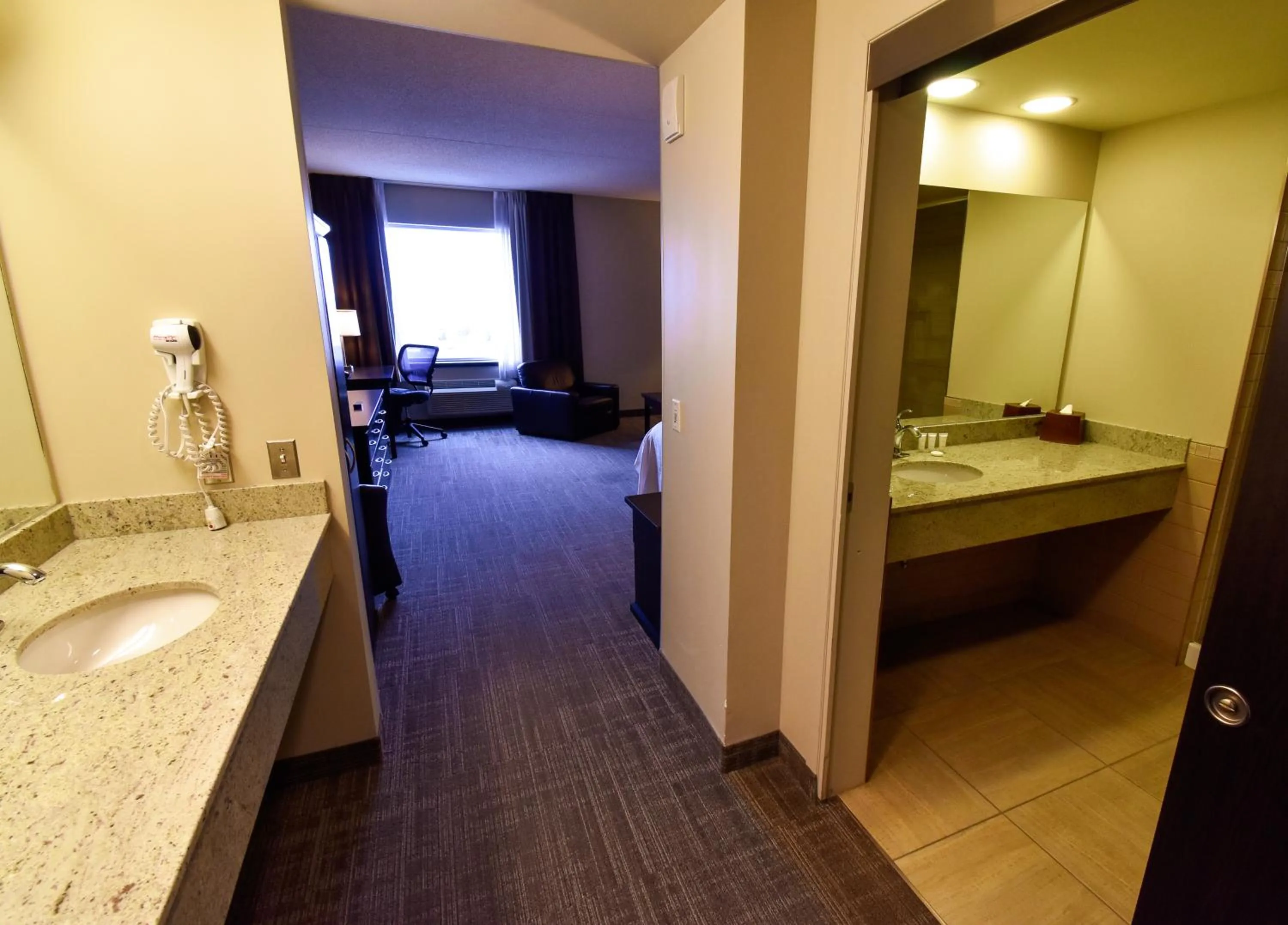Bathroom, Bed in Canad Inns Health Sciences Centre