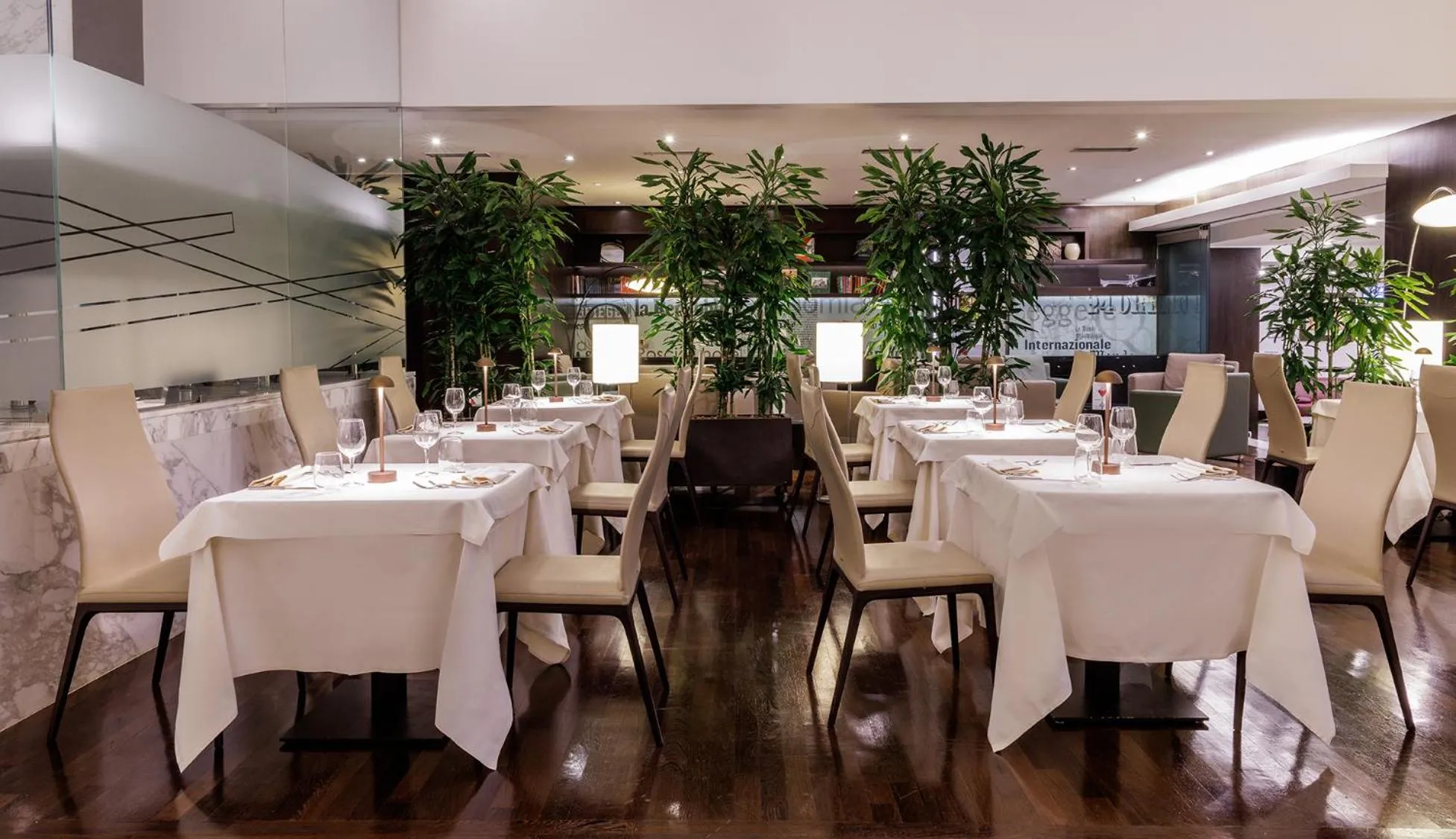 Restaurant/places to eat in Best Western Plus Hotel Universo