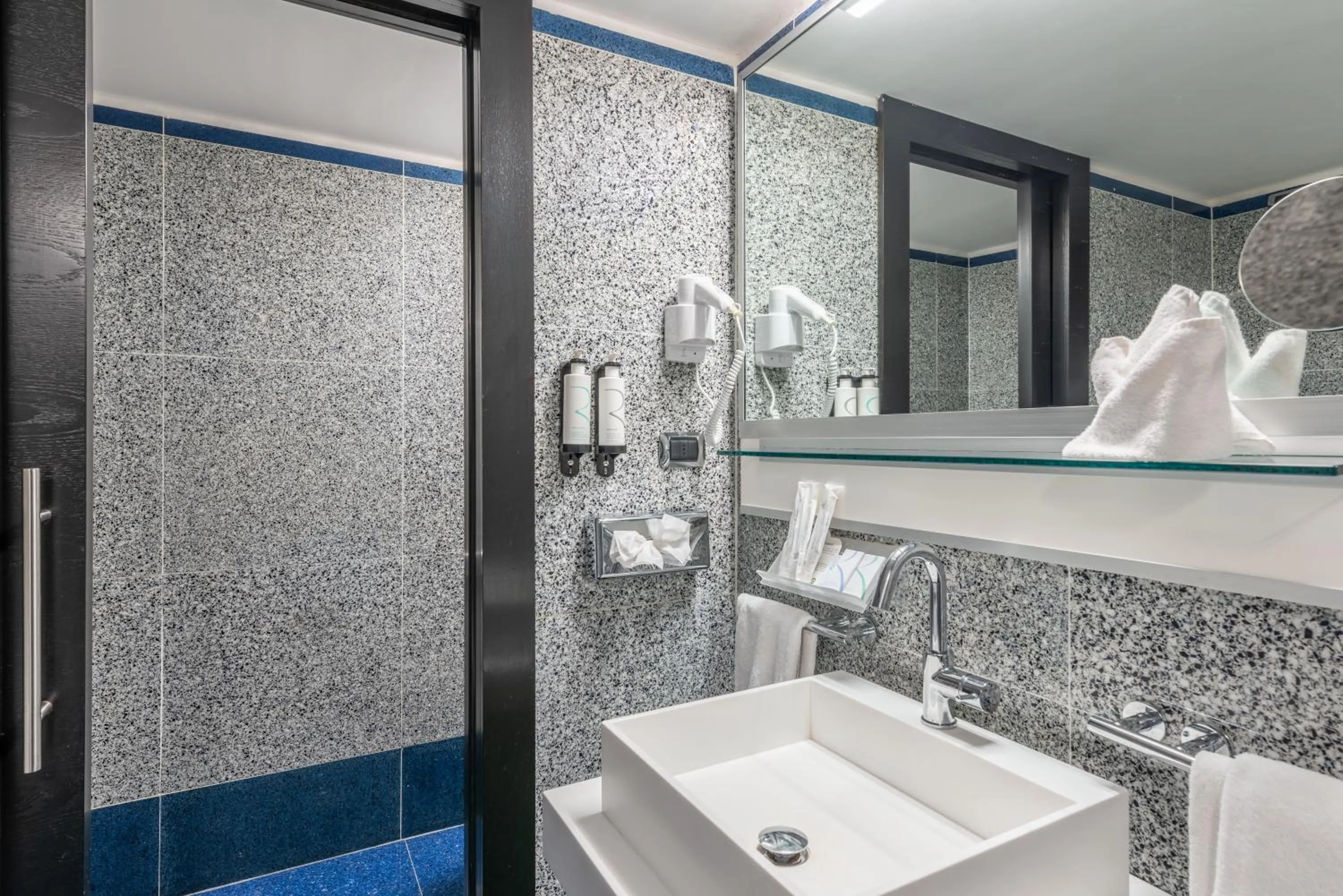 Bathroom in Best Western Plus Hotel Universo