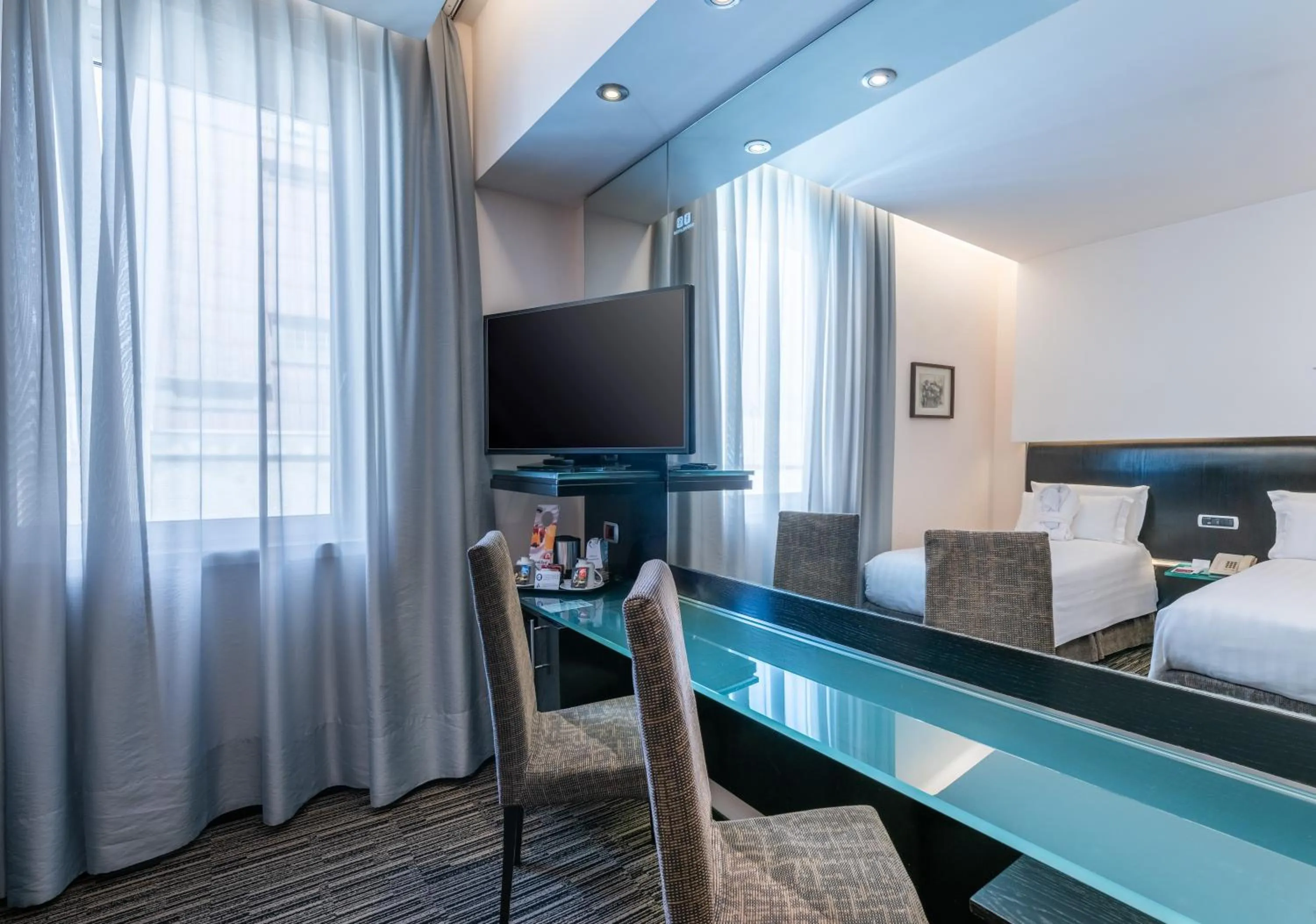 Bedroom, Bed in Best Western Plus Hotel Universo