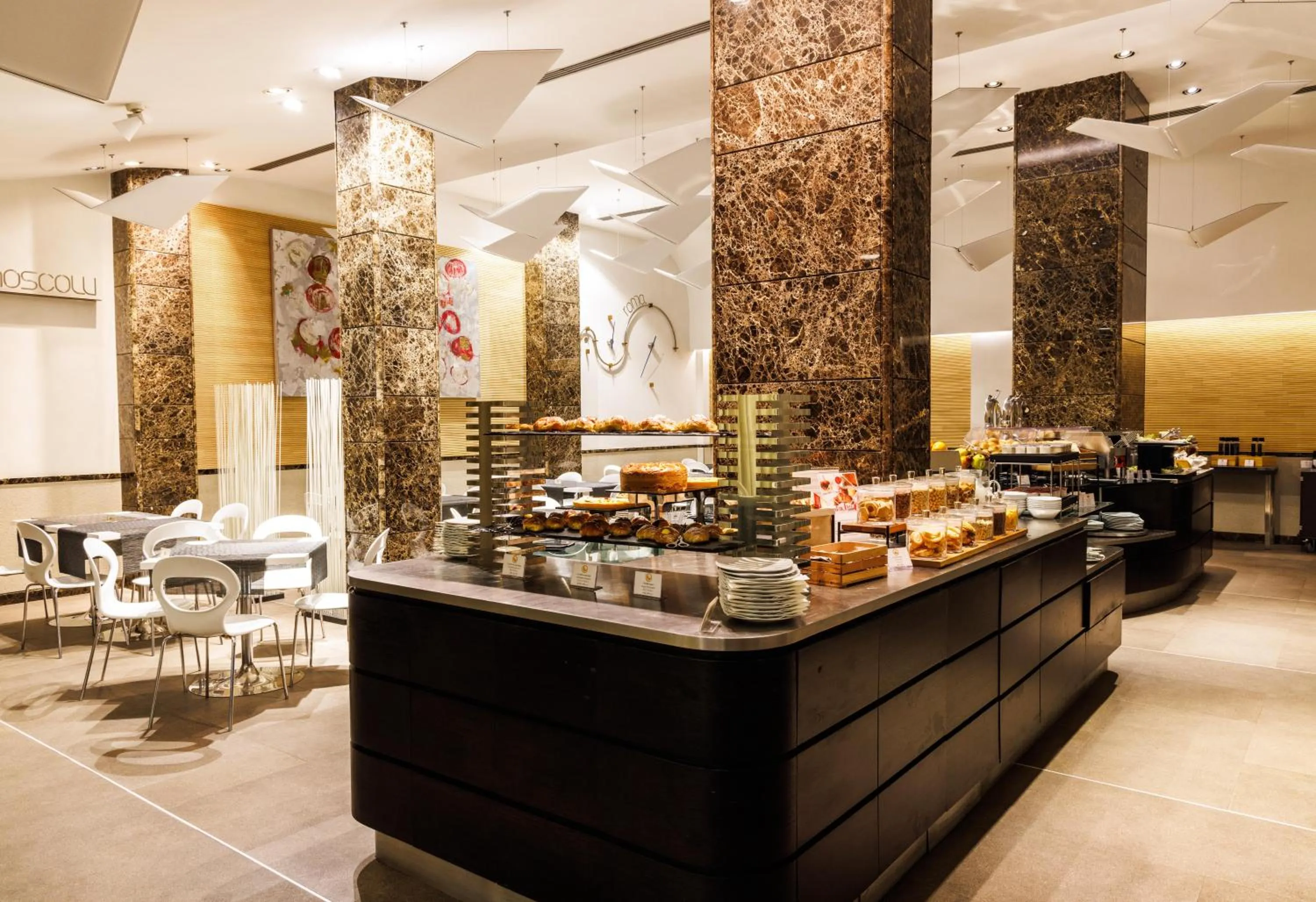 Restaurant/places to eat in Best Western Premier Hotel Royal Santina