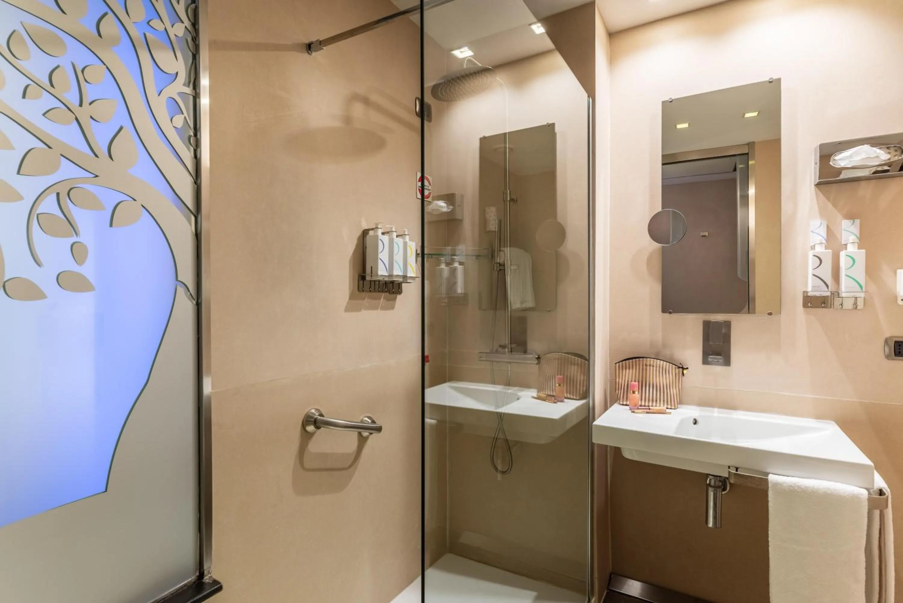 Bathroom in Best Western Premier Hotel Royal Santina