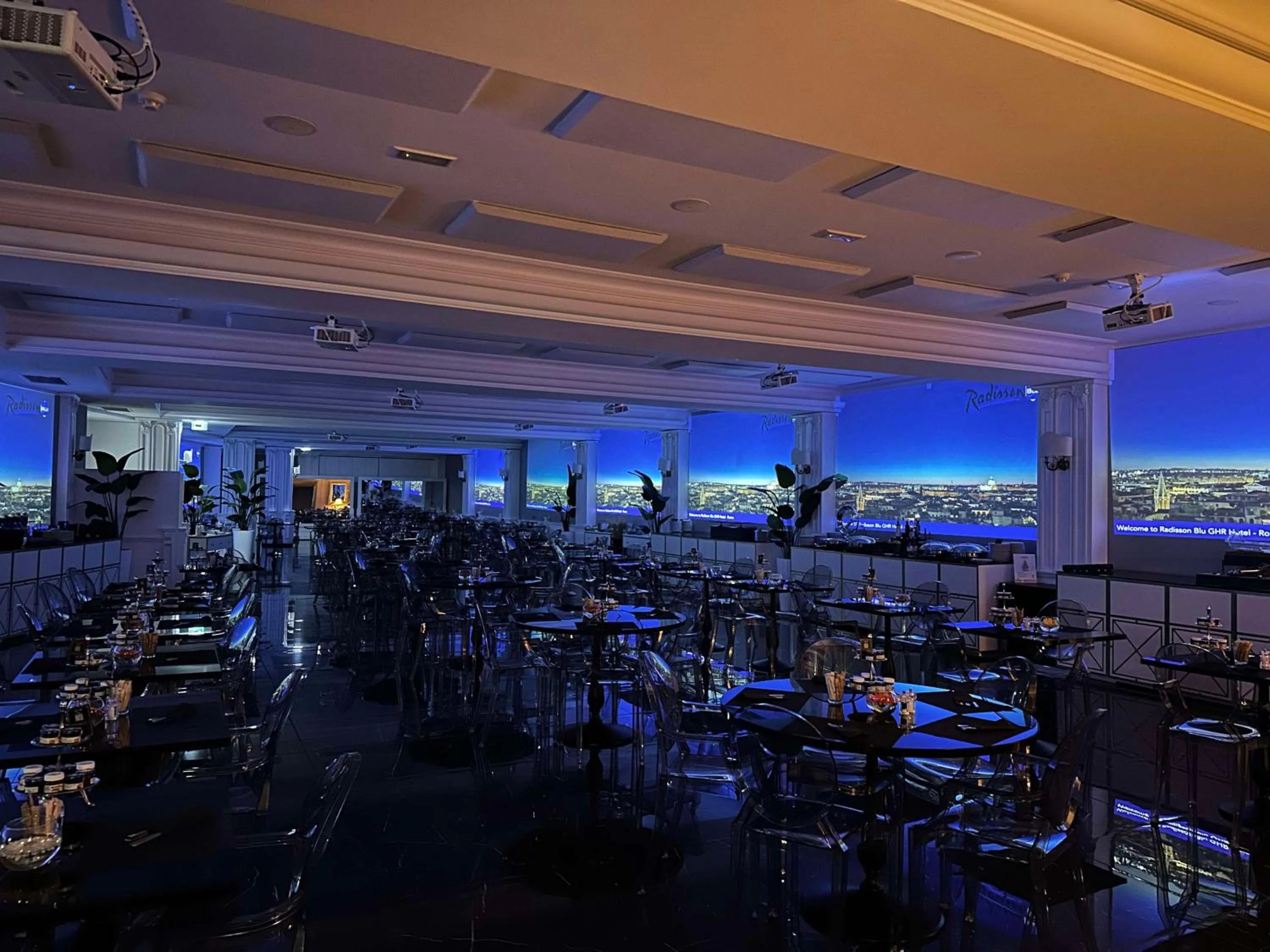 Meeting/conference room in Radisson Blu GHR Rome