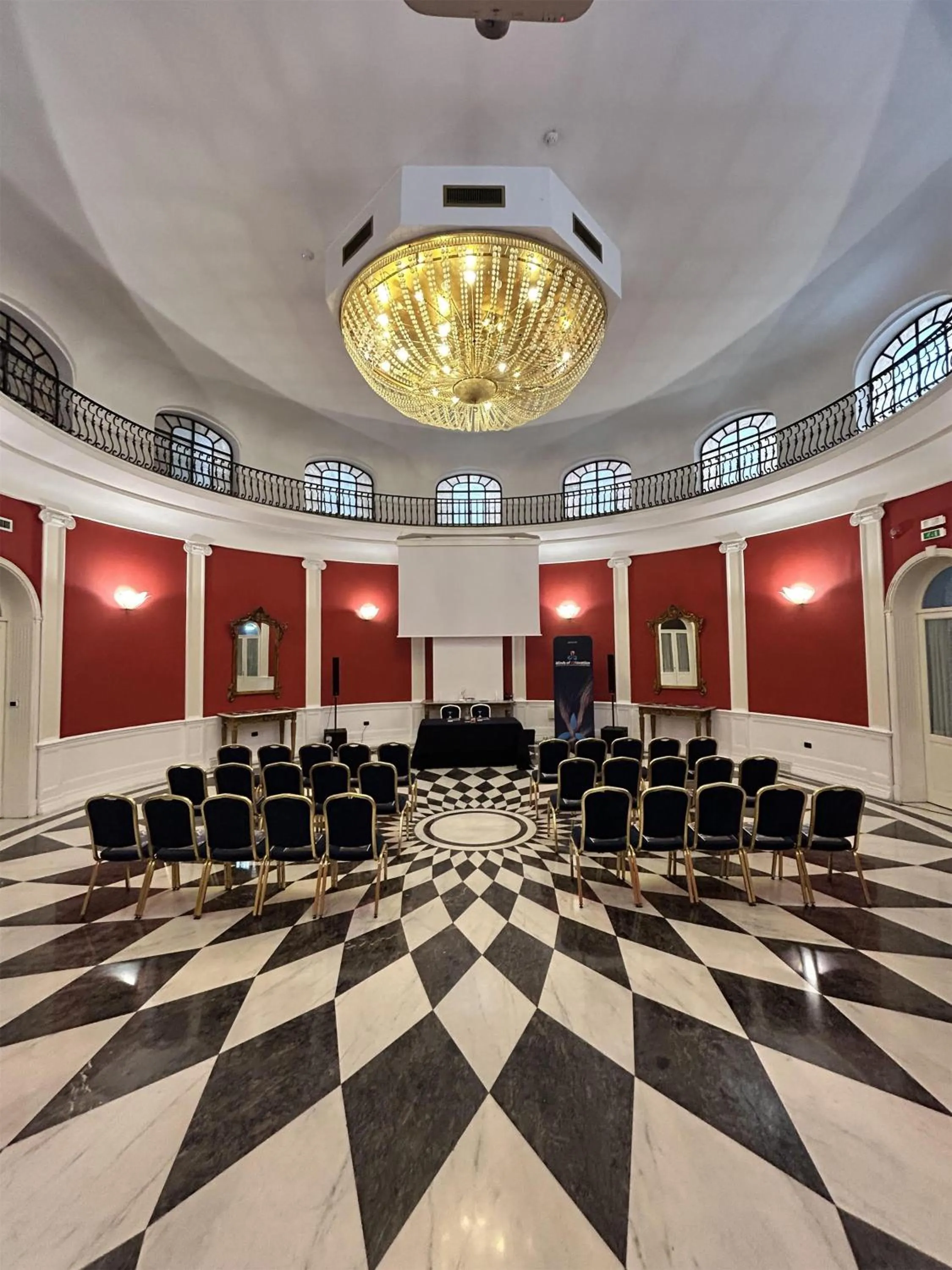 Meeting/conference room in Radisson Blu GHR Rome