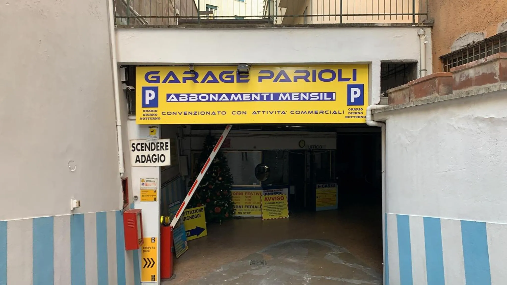 Parking in Radisson Blu GHR Rome