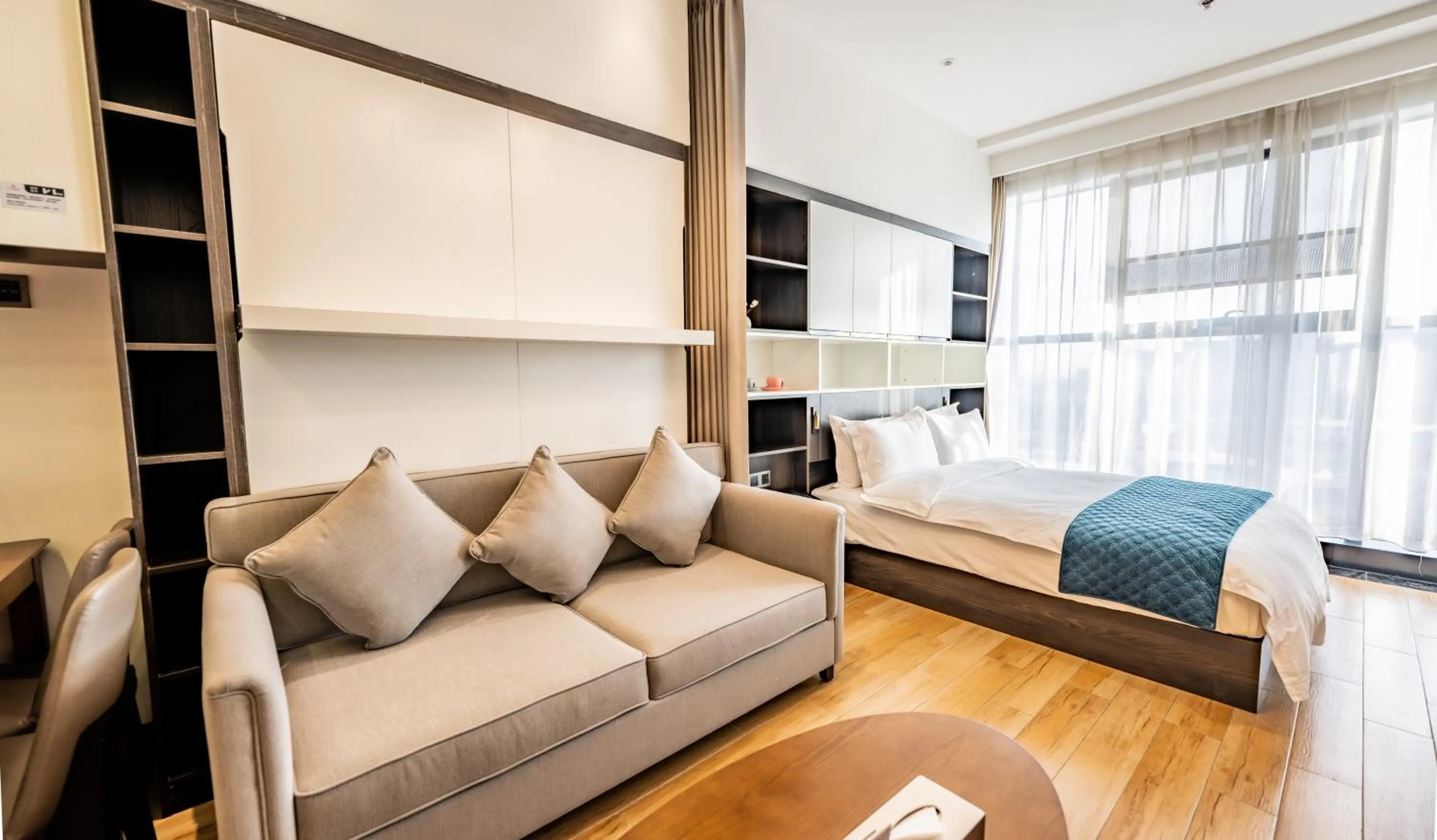 Bed in Kunming Xingyao Hotel