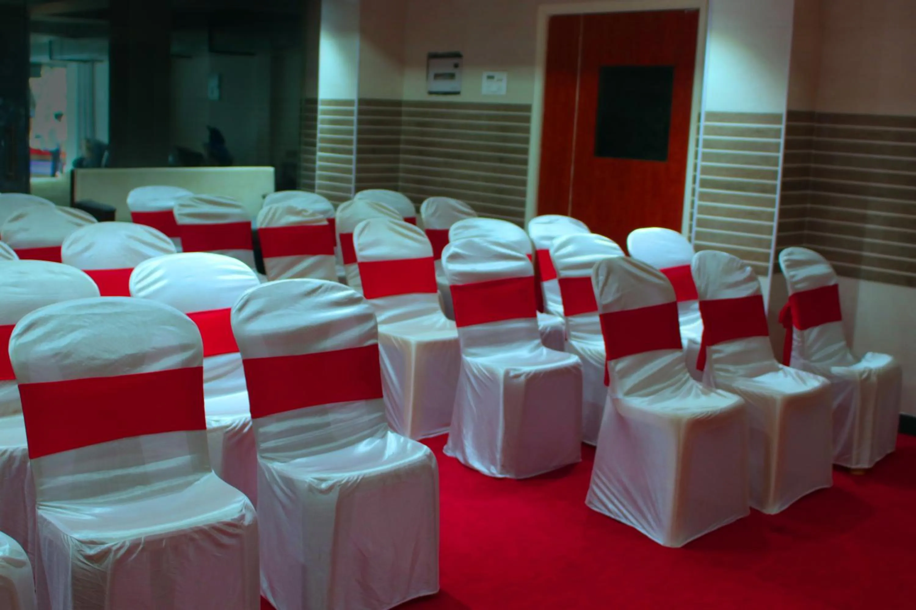 Banquet/Function facilities in K11 Express - Opp Express Avenue