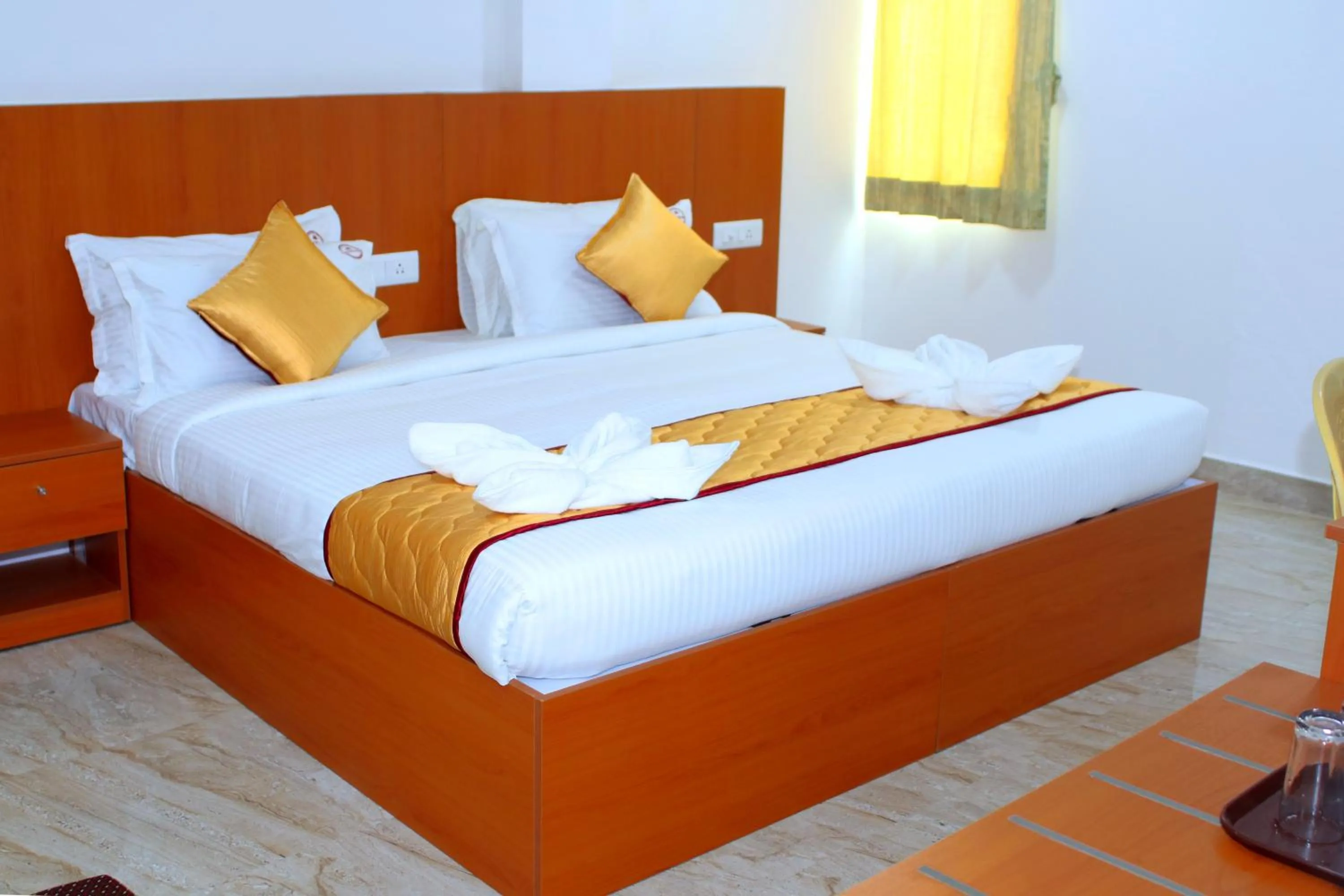 Bed in K11 Express - Opp Express Avenue