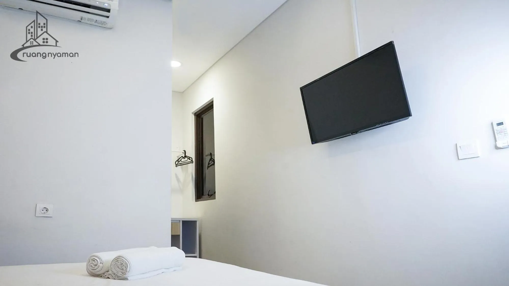 TV and multimedia, Bed in Regentown Near ICE BSD