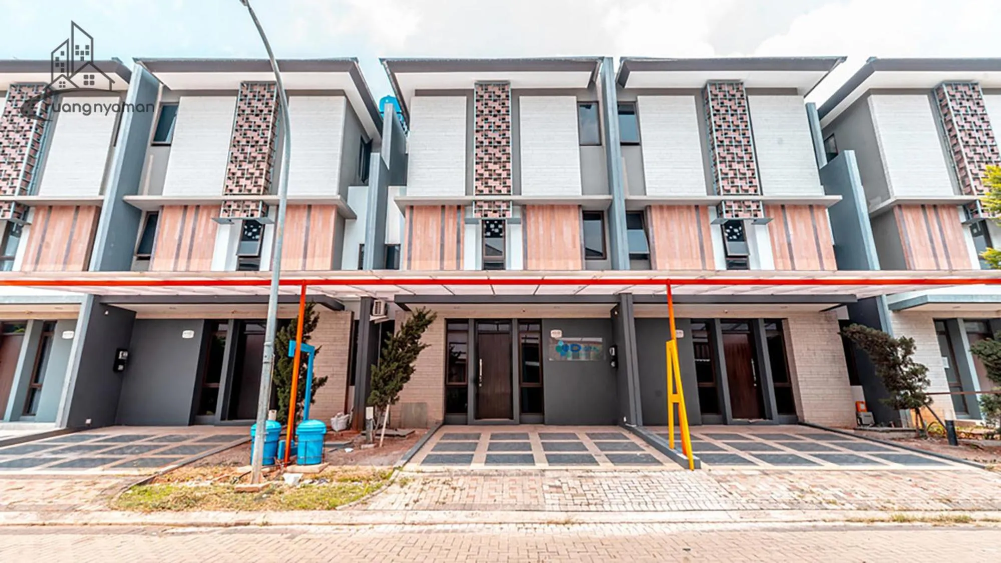 Property building in Regentown Near ICE BSD