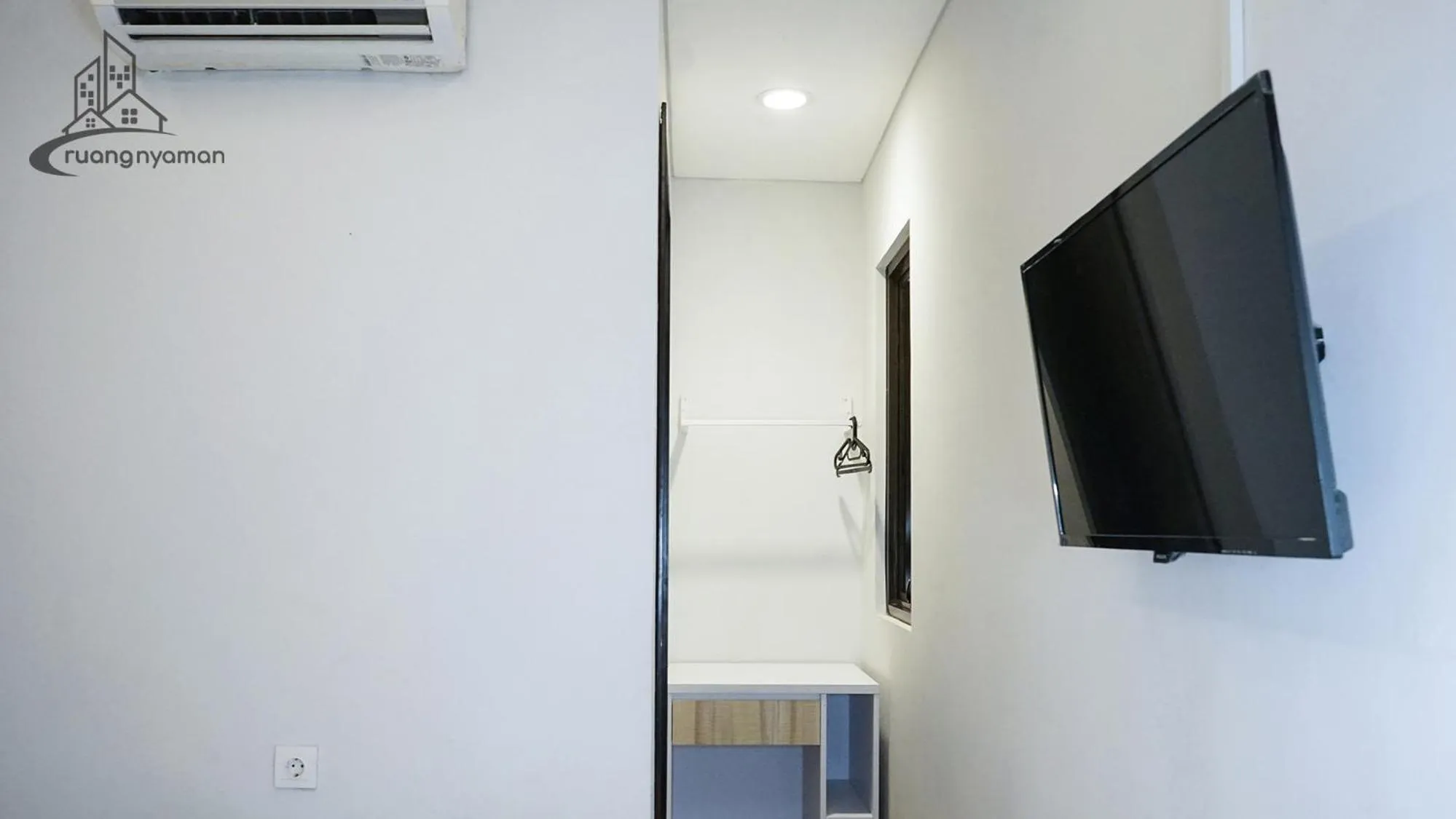 TV and multimedia in Regentown Near ICE BSD