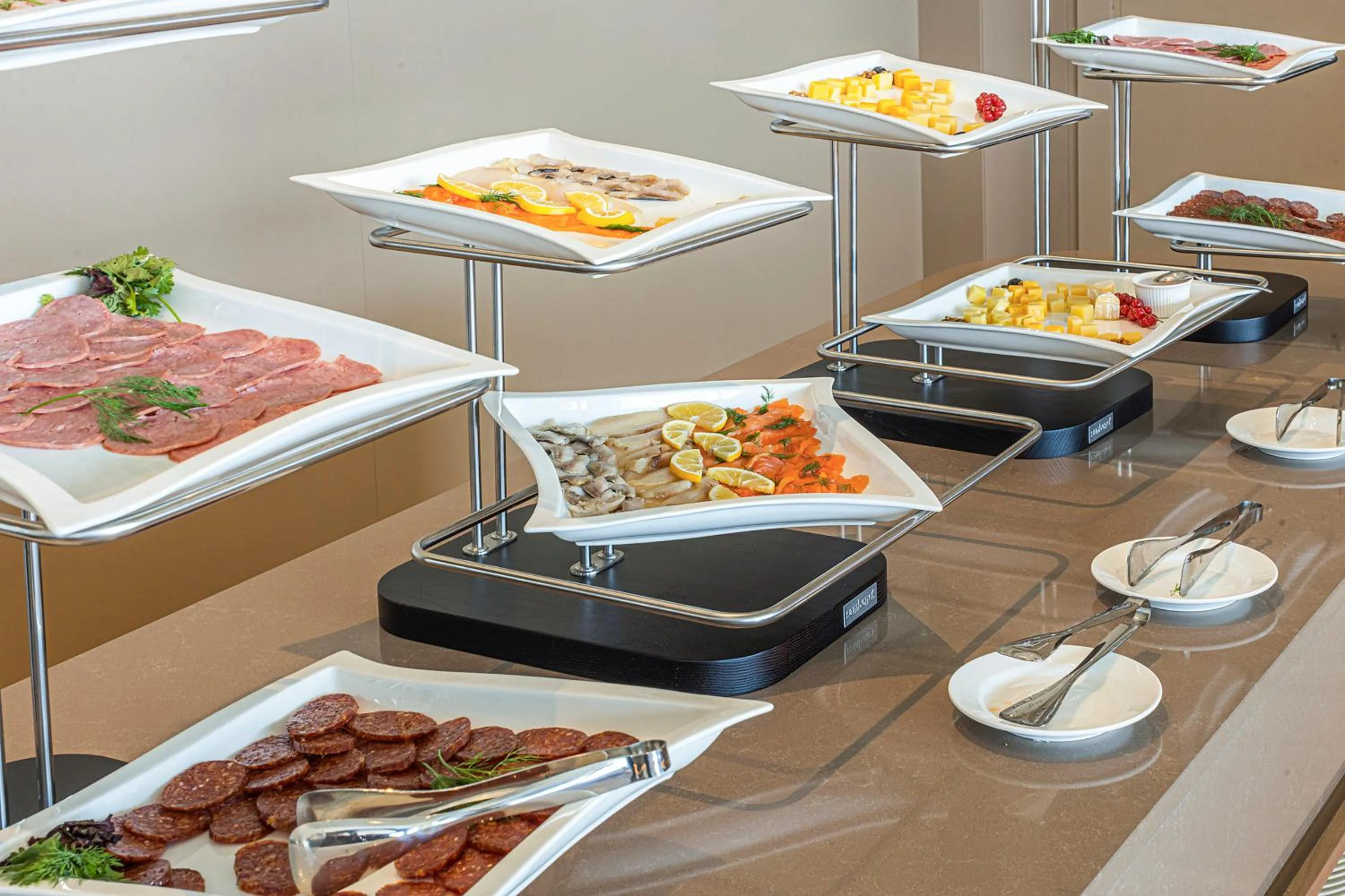 Buffet breakfast in Silk Road by Minyoun