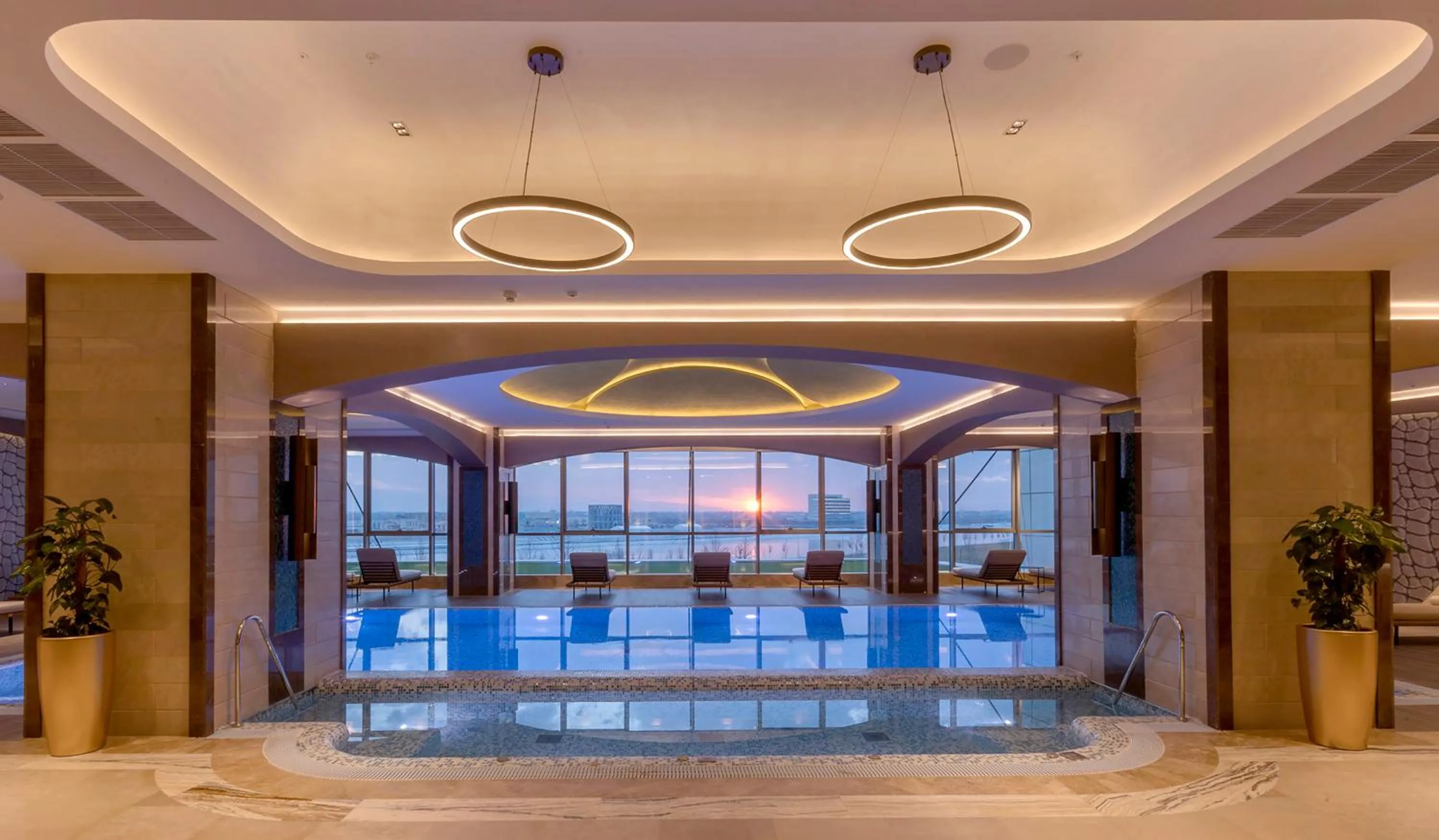 Swimming pool in Silk Road by Minyoun