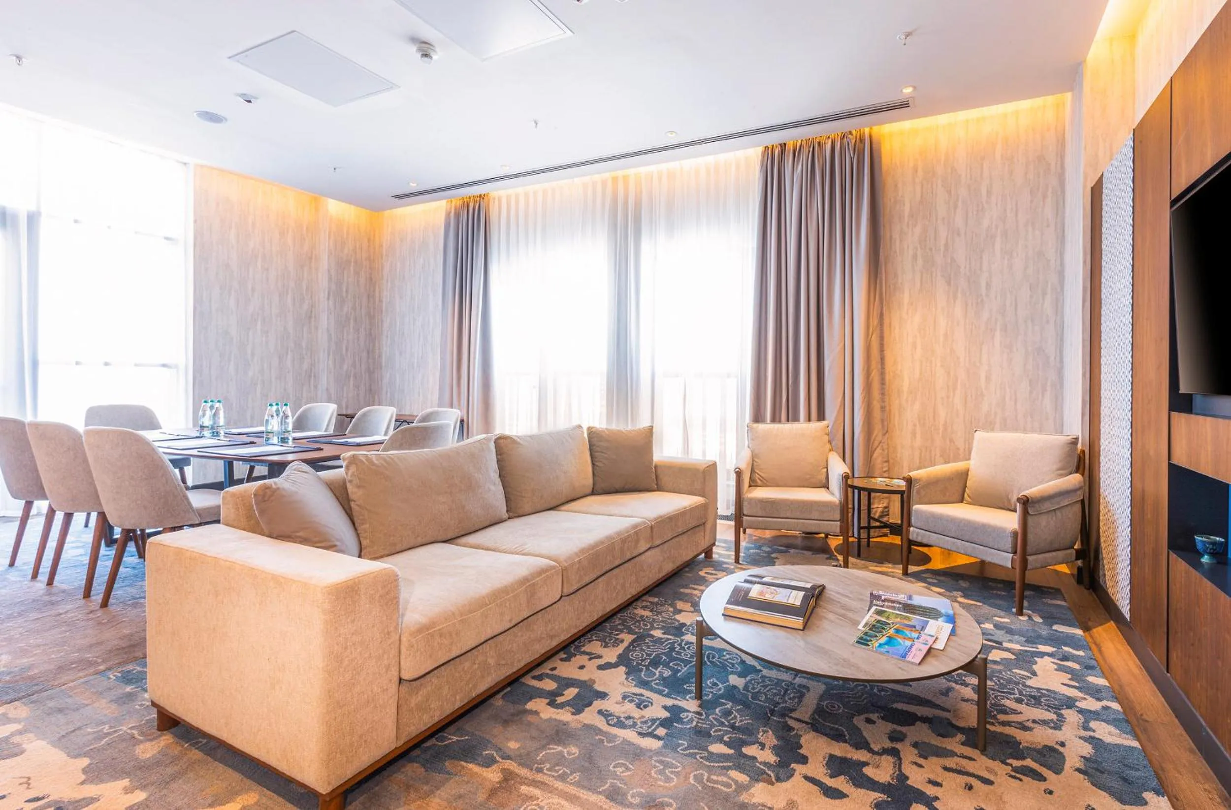 Meeting/conference room in Hilton Garden Inn Samarkand Afrosiyob