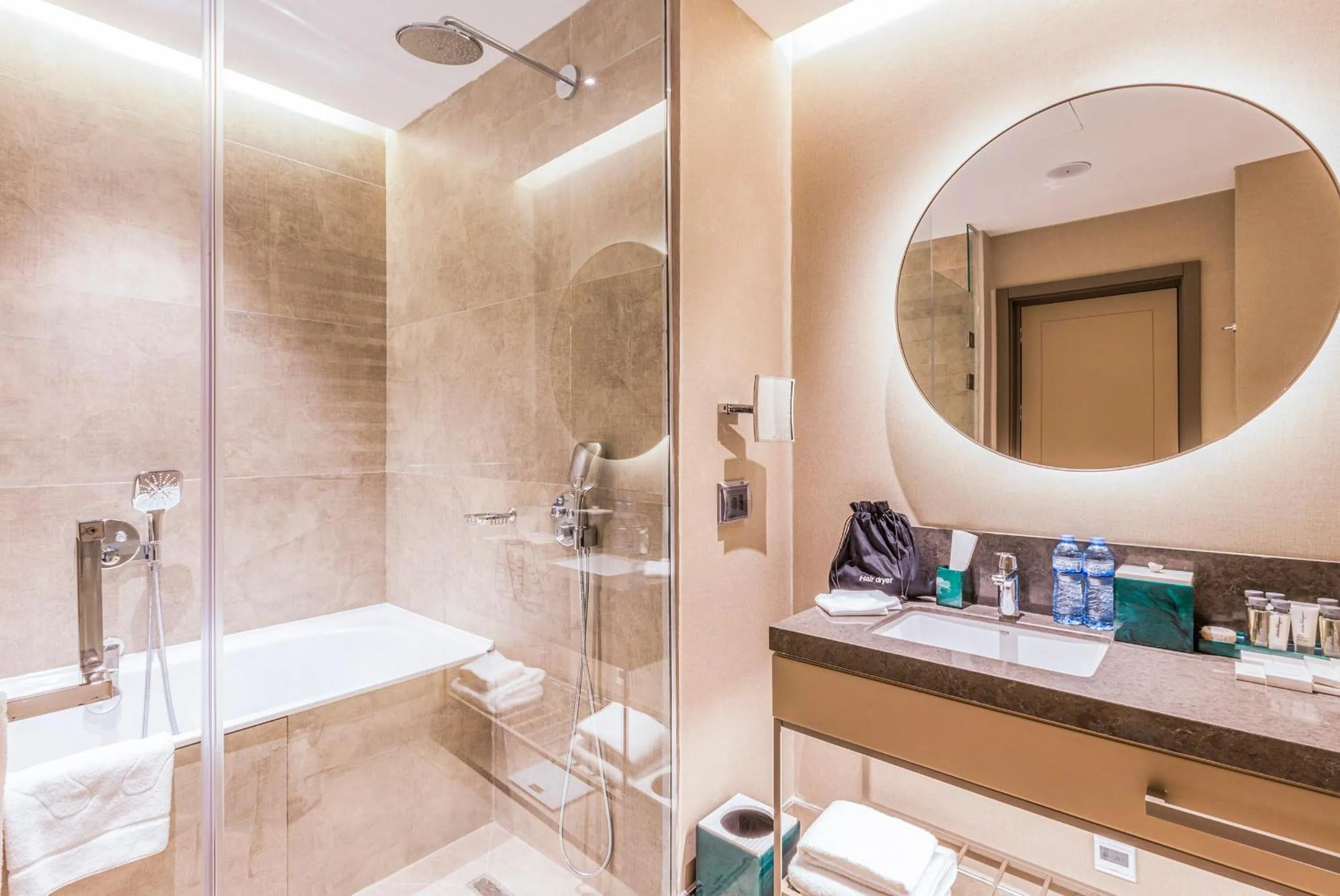 Bathroom in Wellness Park Hotel Bactria