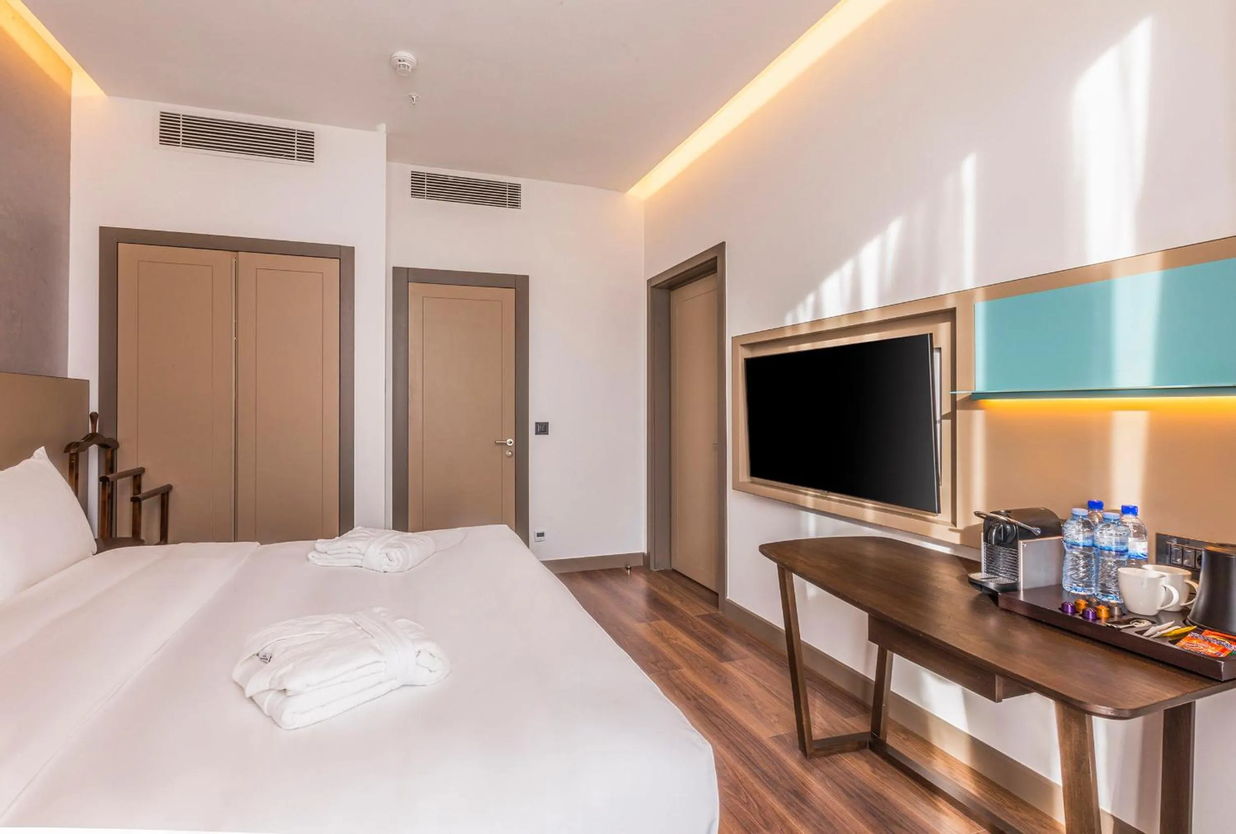 Bedroom, Bed in Wellness Park Hotel Bactria