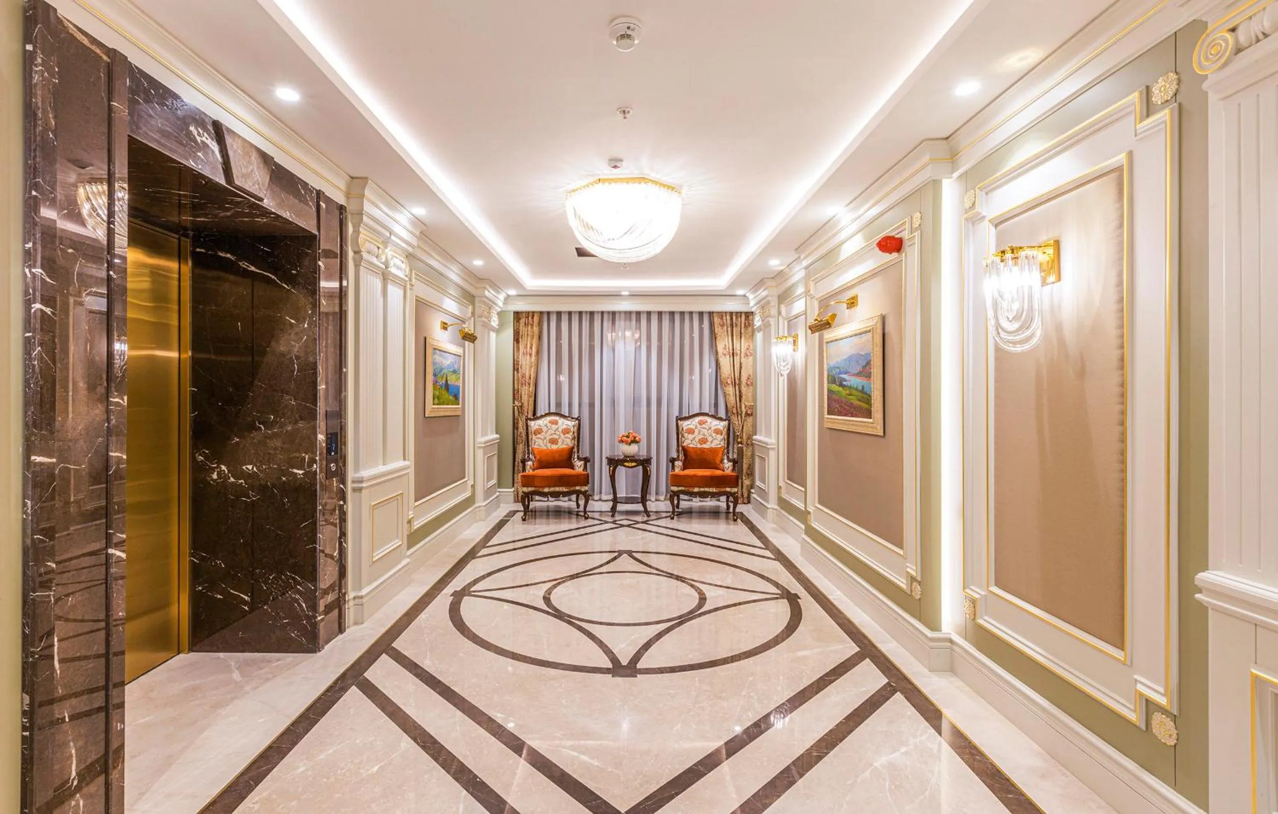 elevator in Wellness Park Hotel Turon